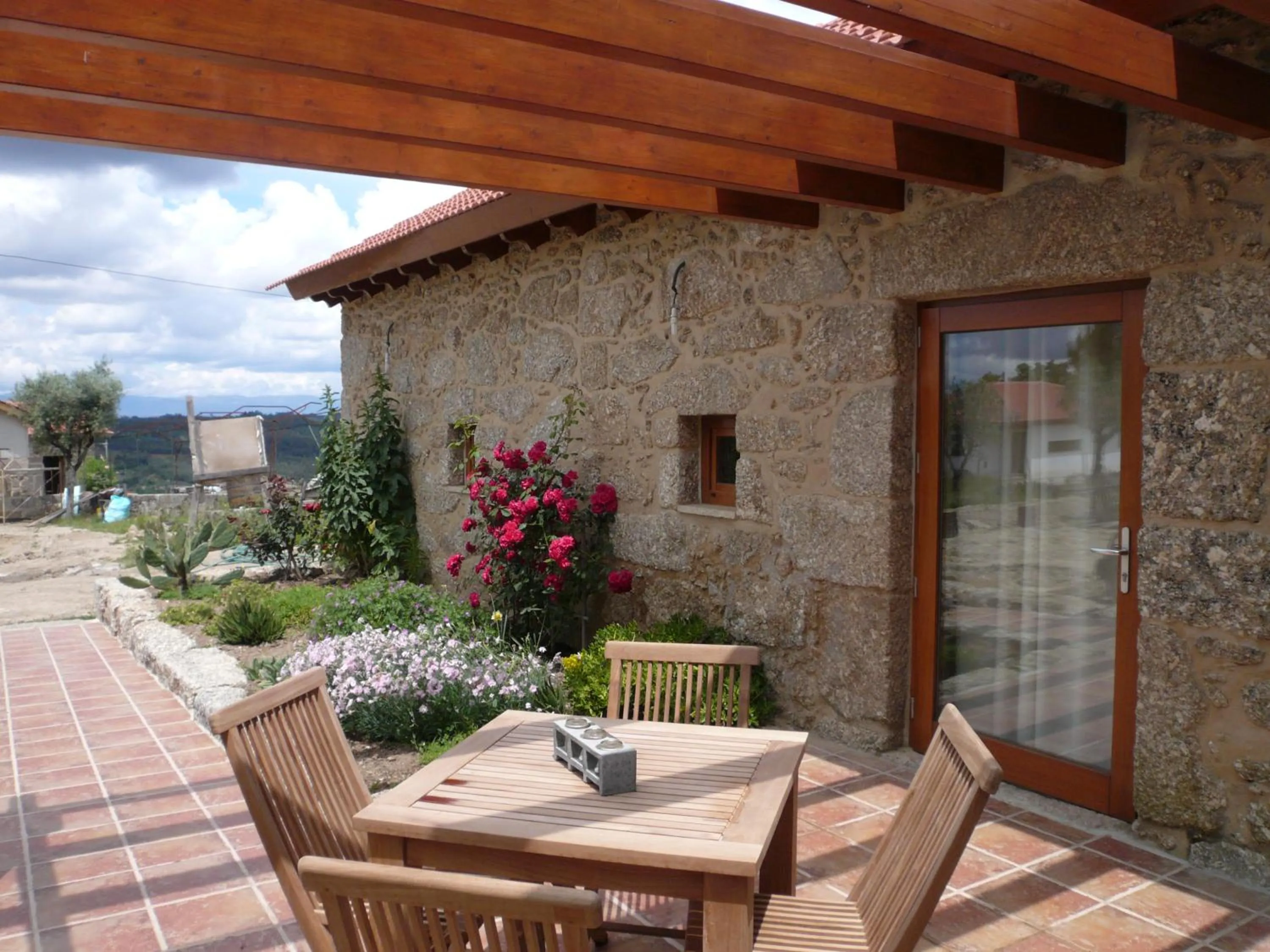 Patio in Quinta Vale Porcacho