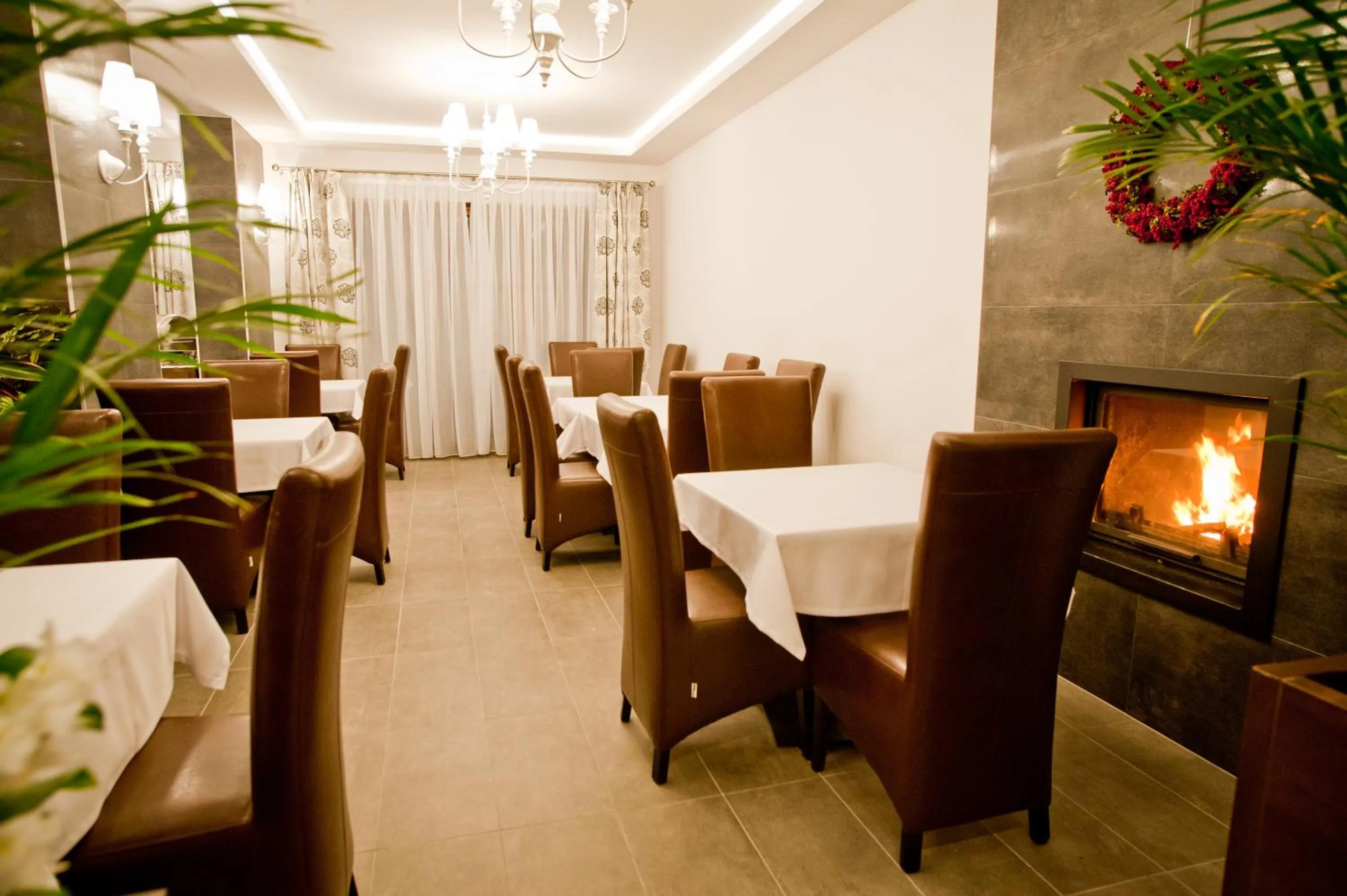 Restaurant/places to eat in Apartamenty Rubin