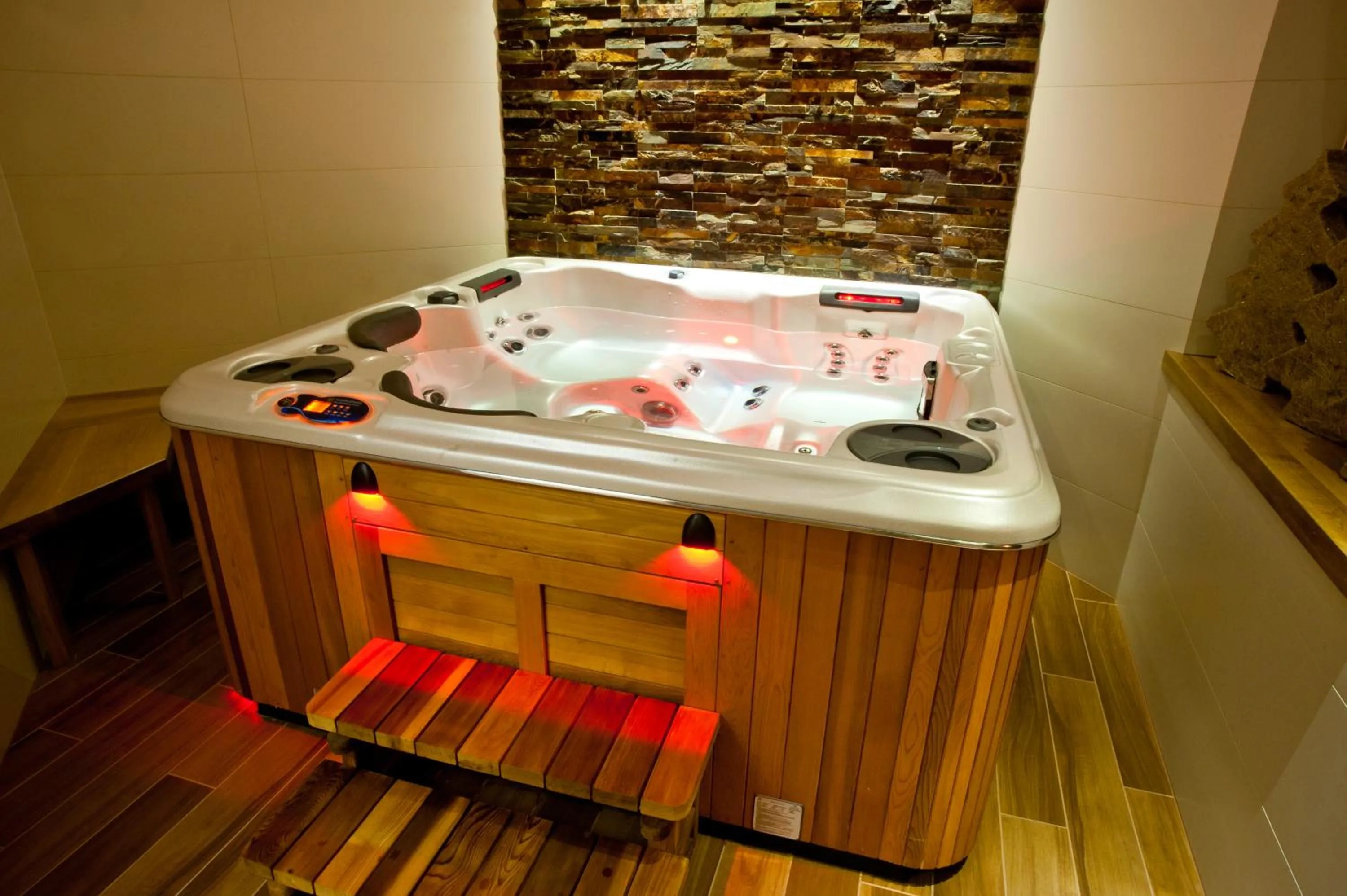 Hot Tub in Apartamenty Rubin