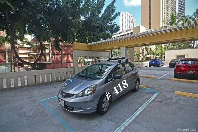 Parking in Cozy 2beds,2baths, free parking at Waikiki Beach