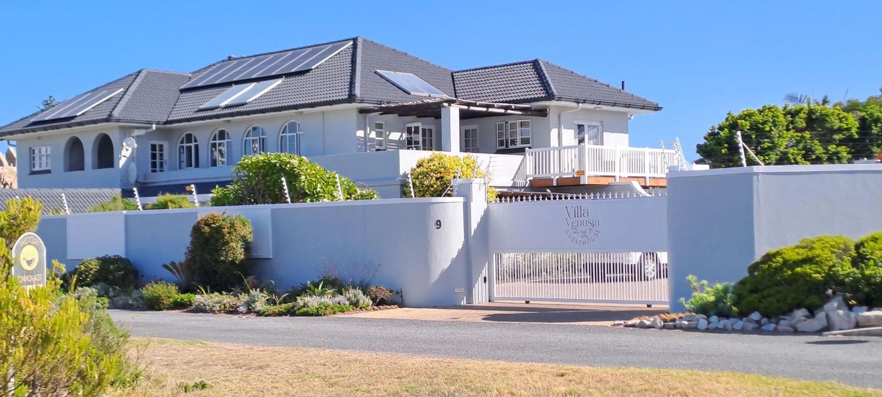 Property building in Villa Venusta Luxury Guesthouse - Solar Power