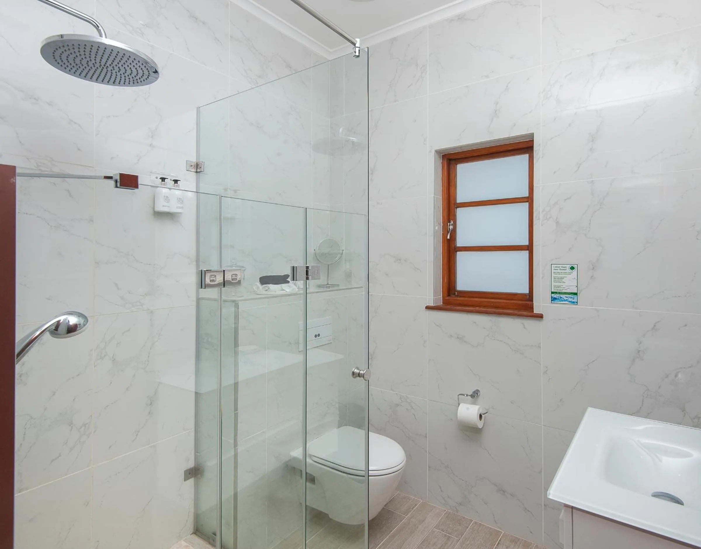 Shower in Villa Venusta Luxury Guesthouse - Solar Power