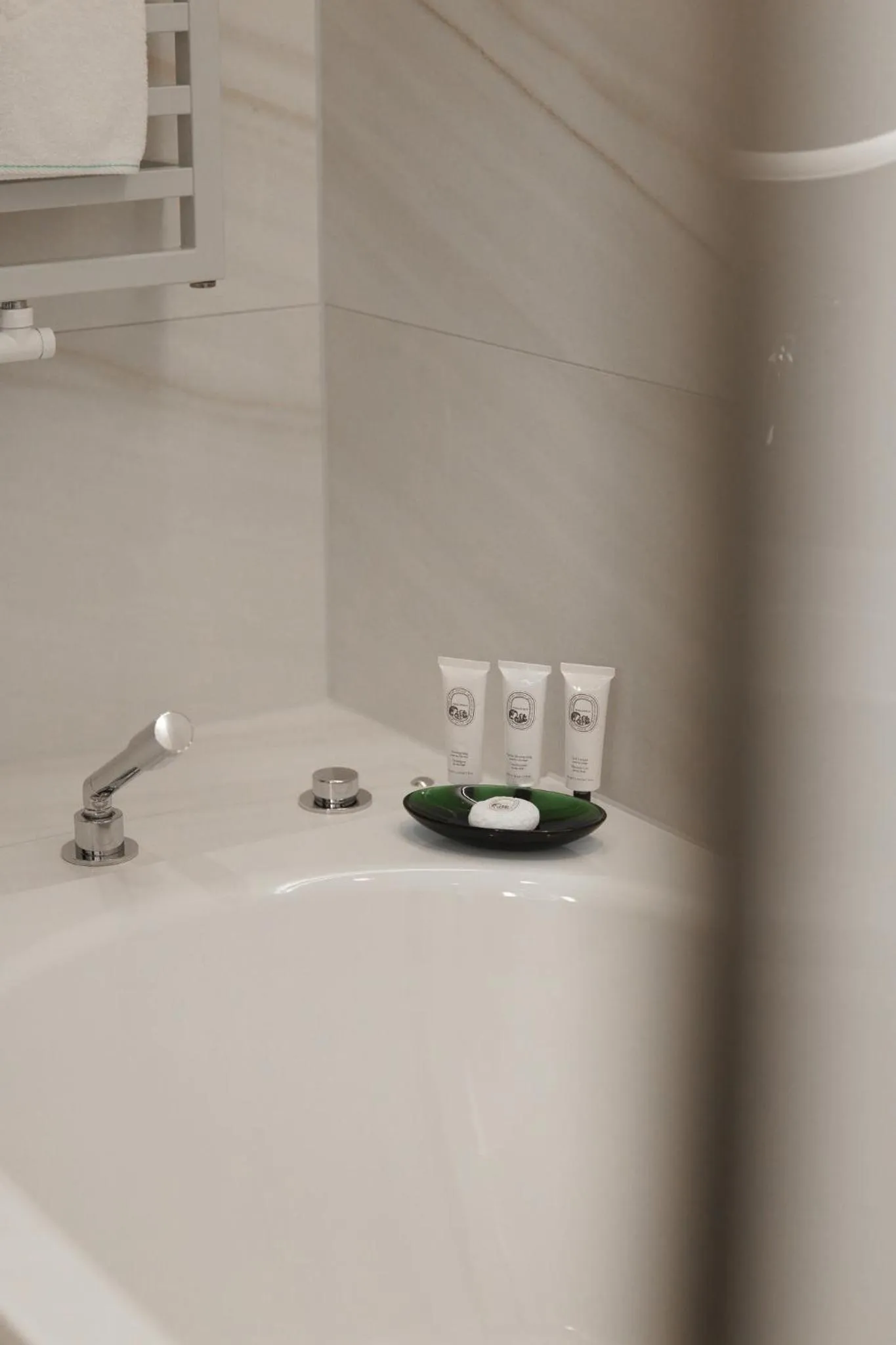 Bathroom in Mandarin Oriental Palace, Luzern