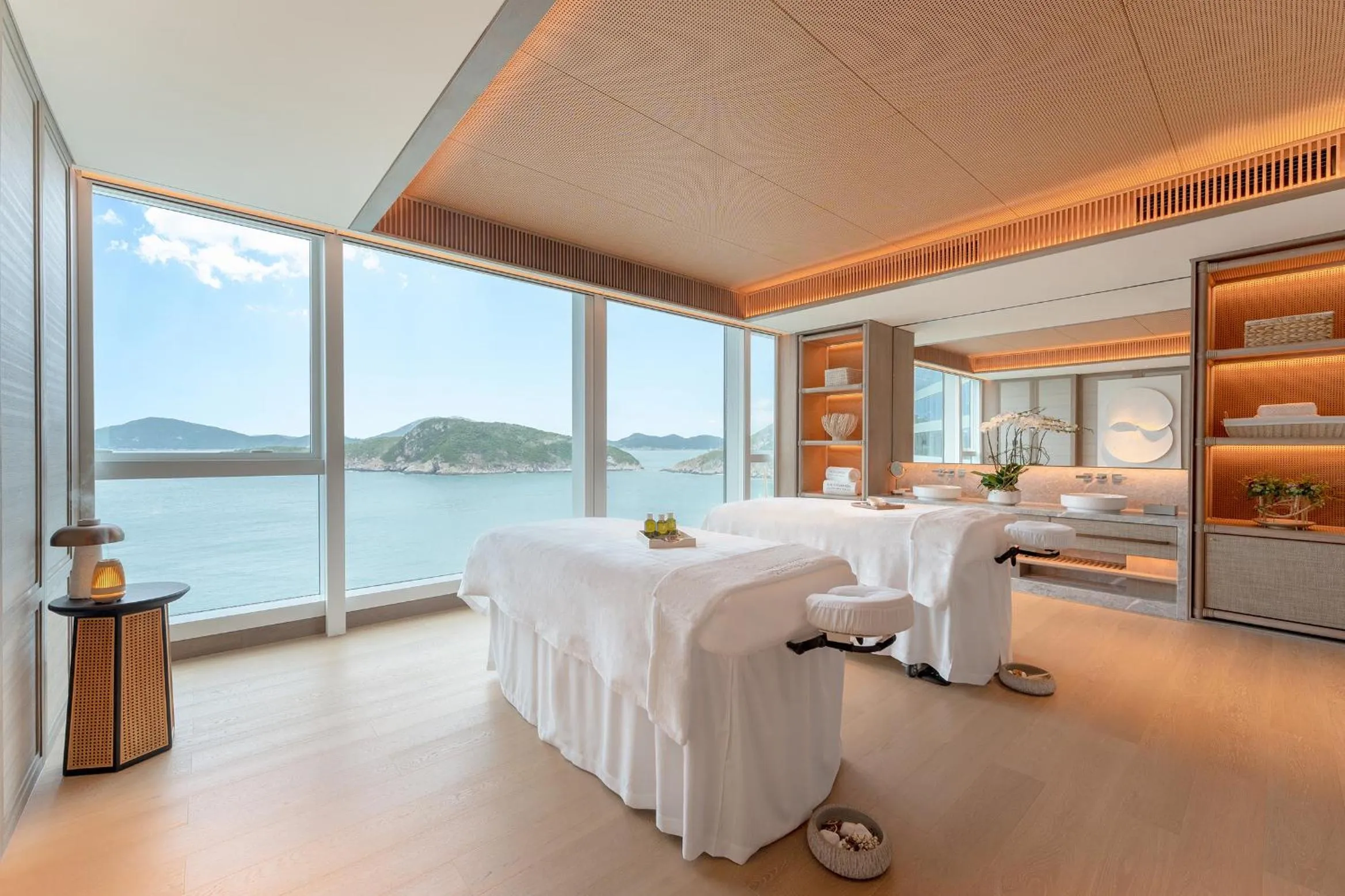 Spa and wellness centre/facilities, Bed in The Fullerton Ocean Park Hotel Hong Kong