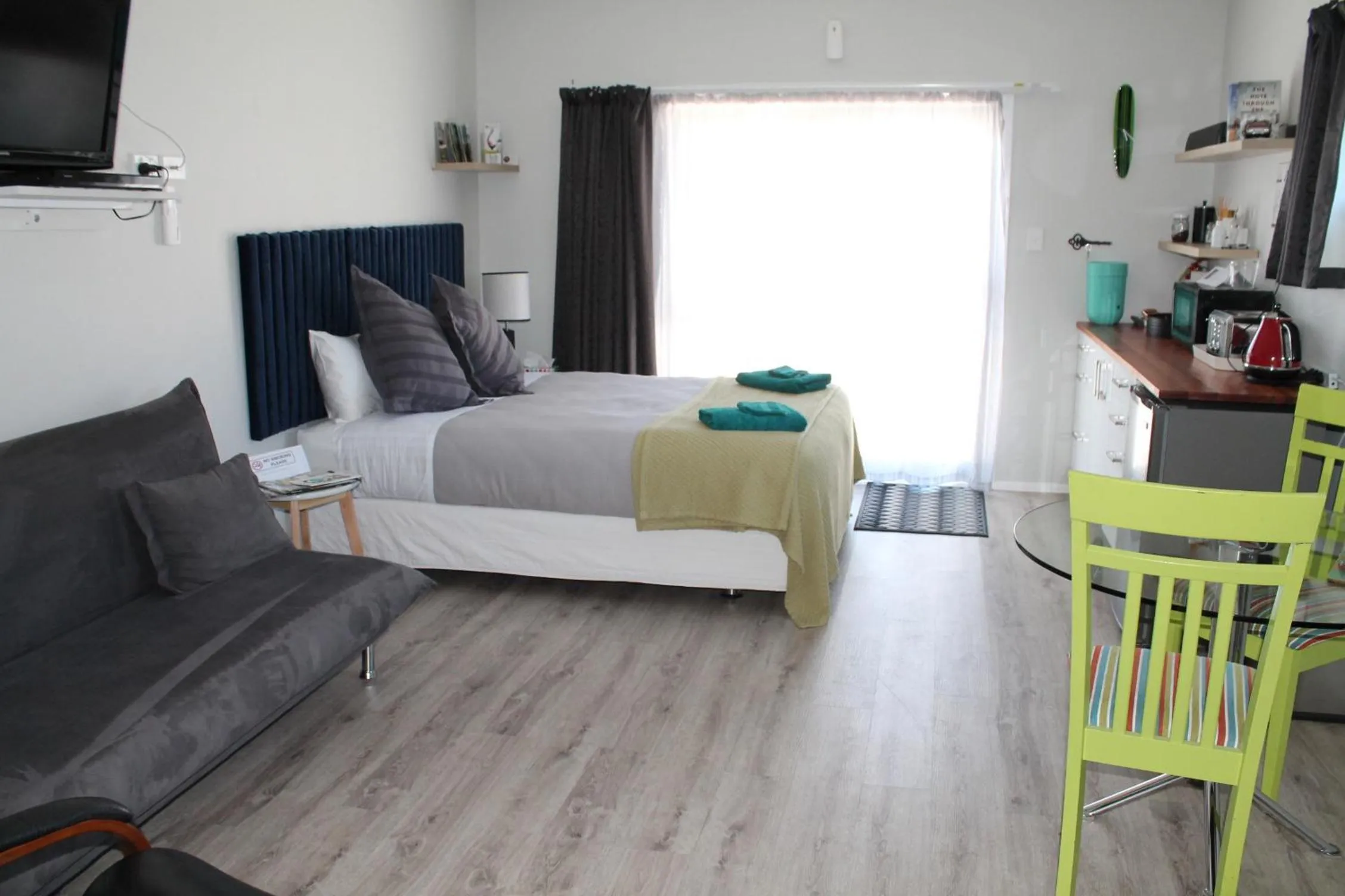 TV and multimedia in Marlborough Wine Country B&B