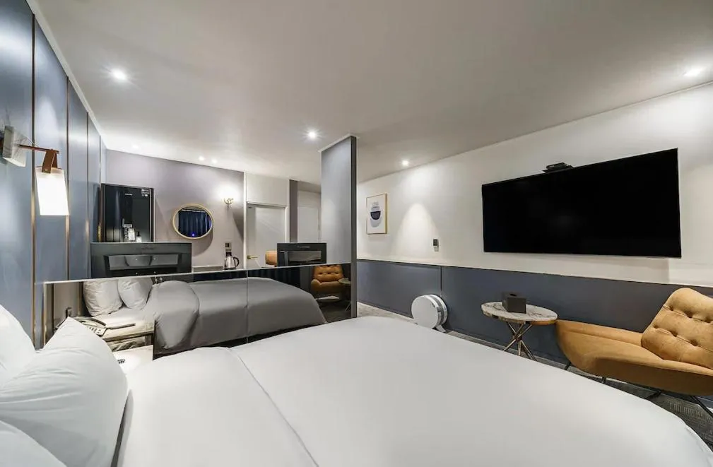 Bed in Brown-Dot Hotel Geomdan