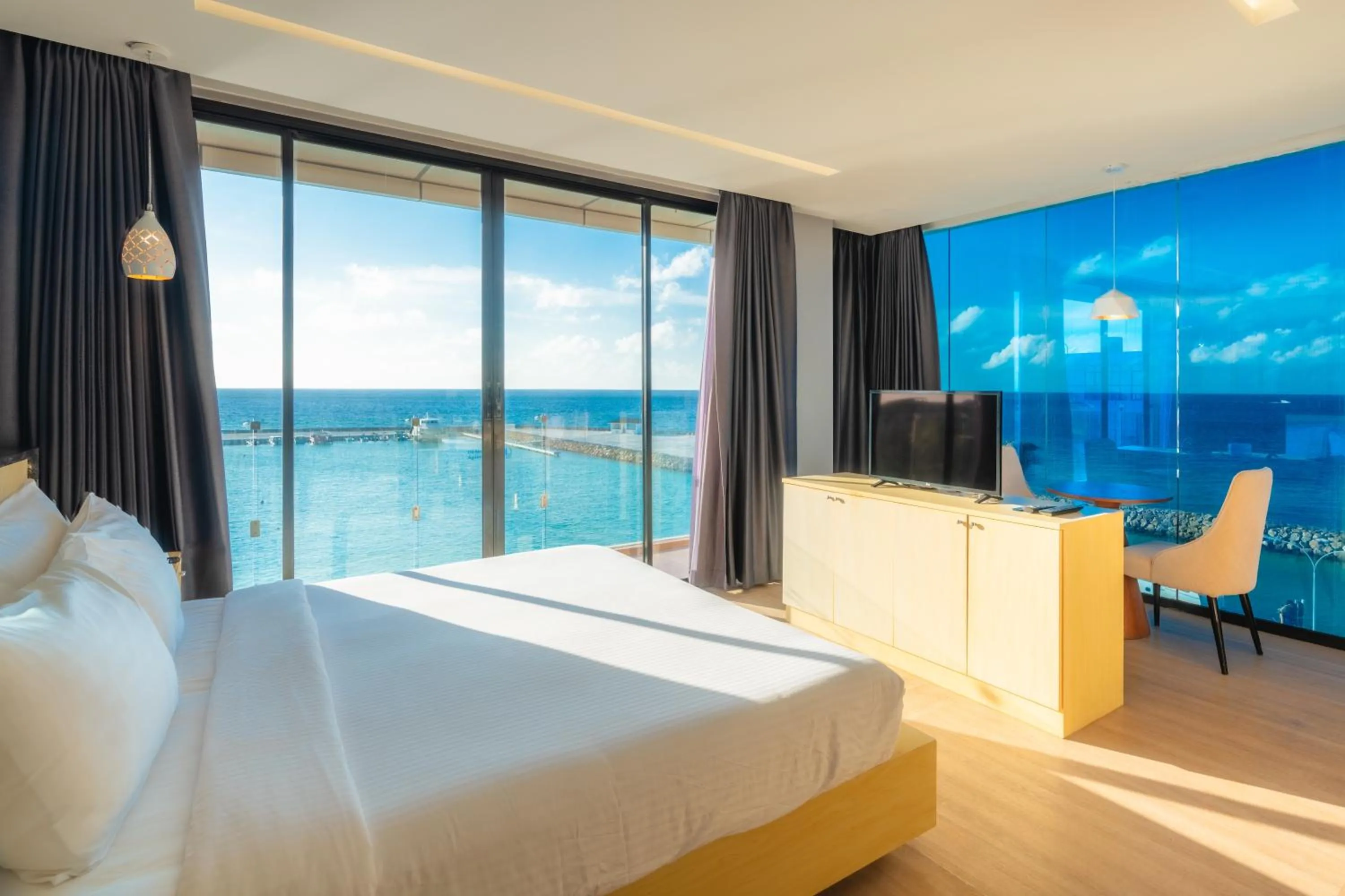 Bed in Swarn by Hawks Hotels Kamadhoo Baa Atoll