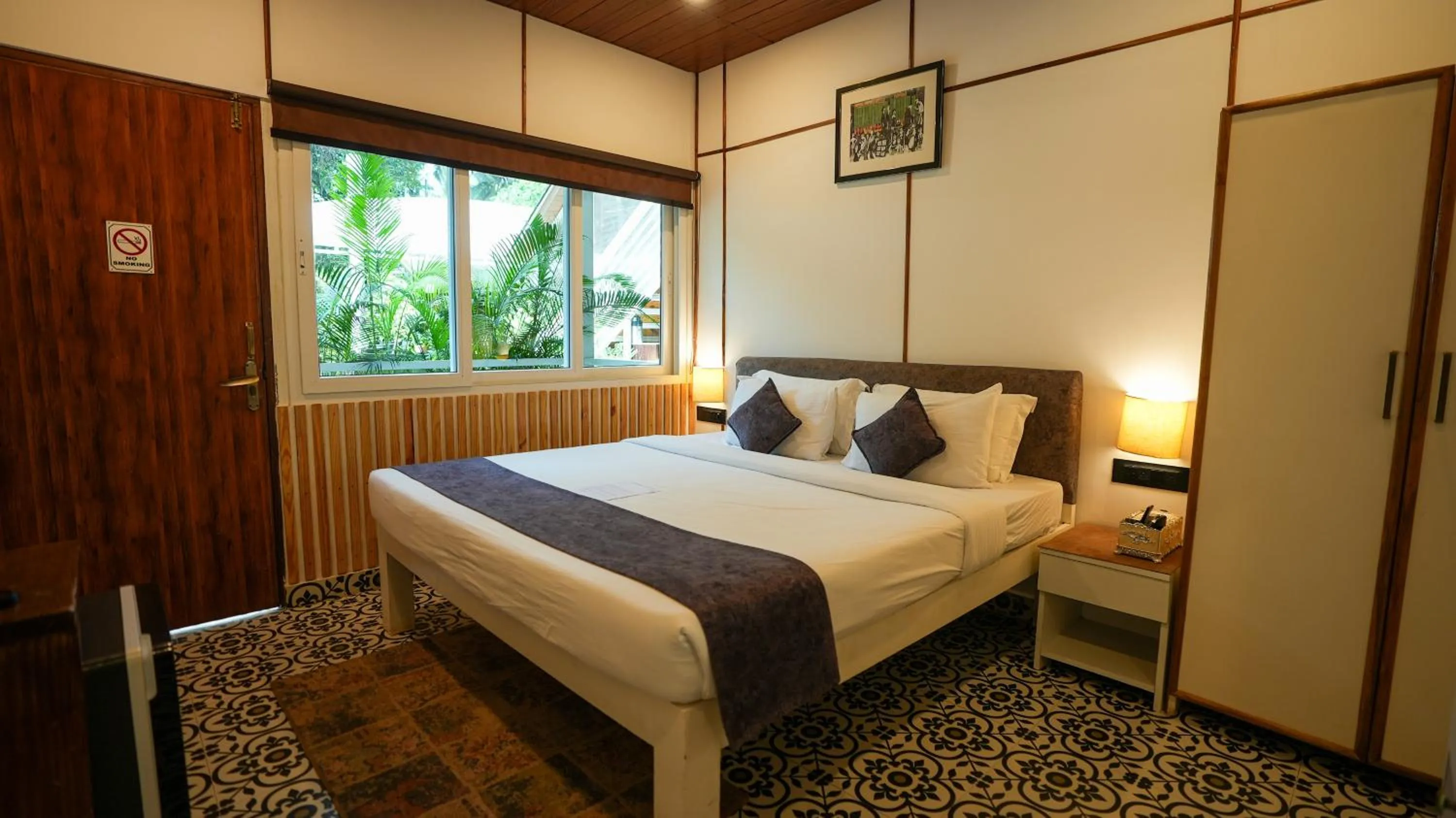 Bed in Whiteflower Cottages Vagator