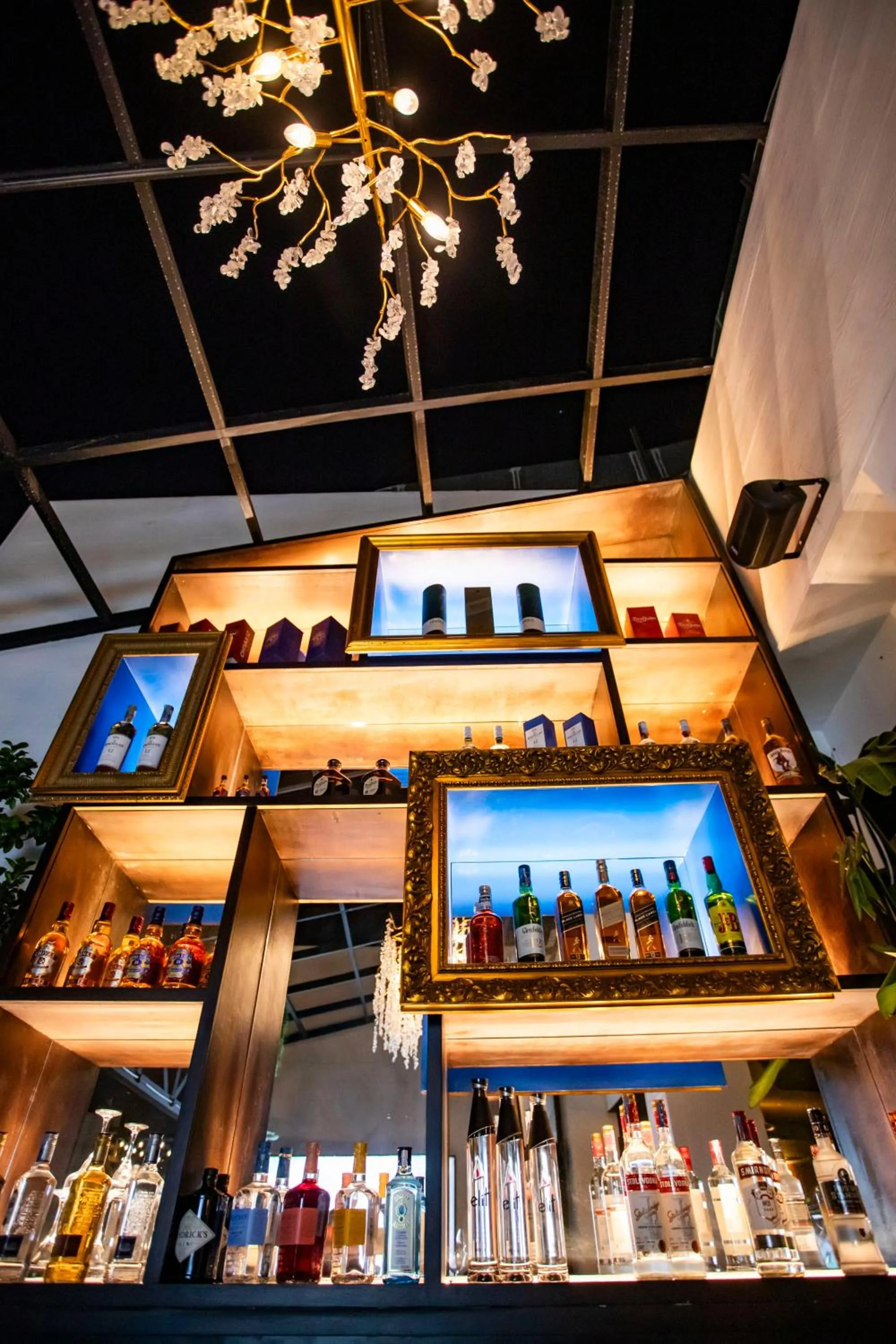 Restaurant/places to eat in Hotel Philosophy