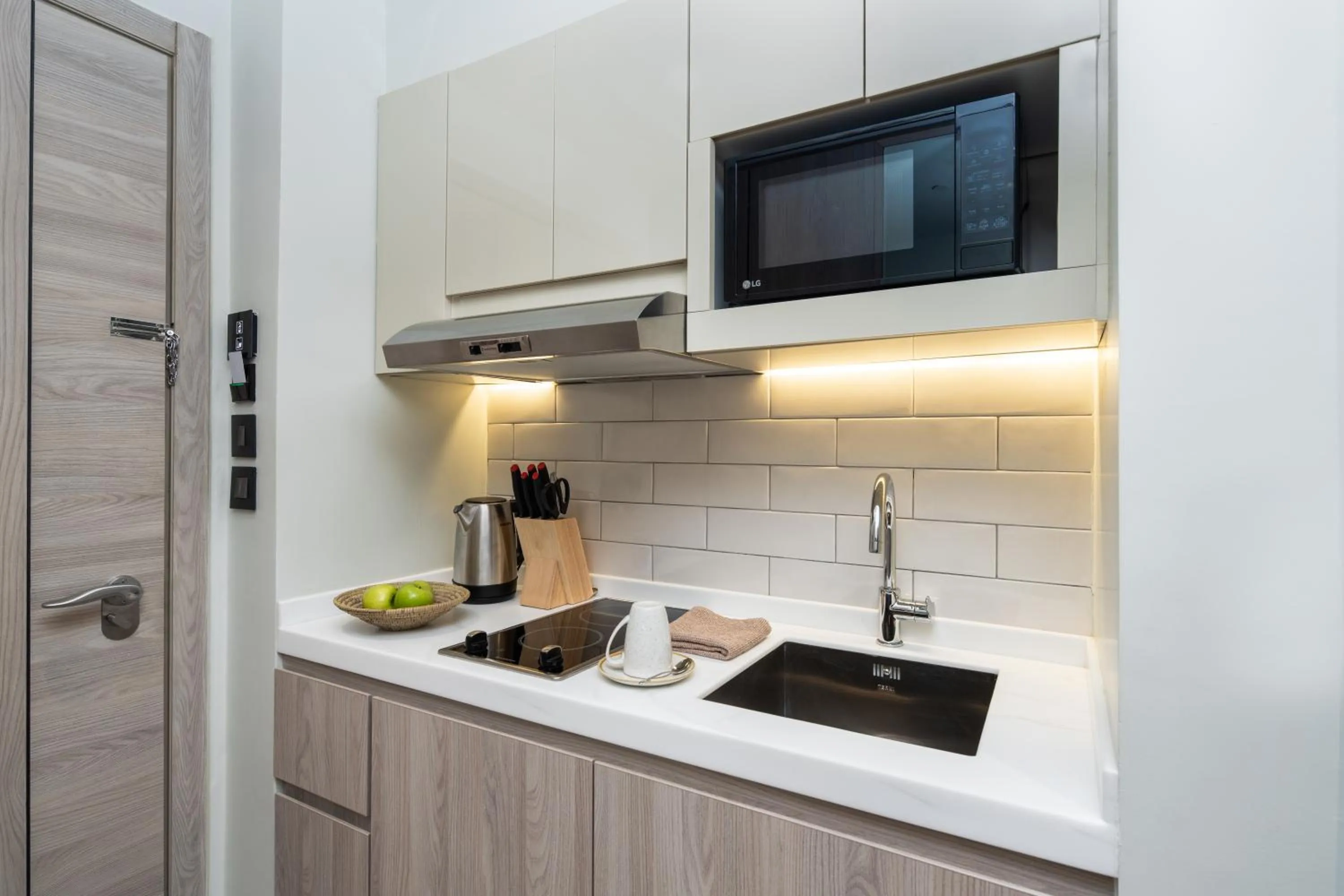 Coffee/tea facilities in Citadines Abha