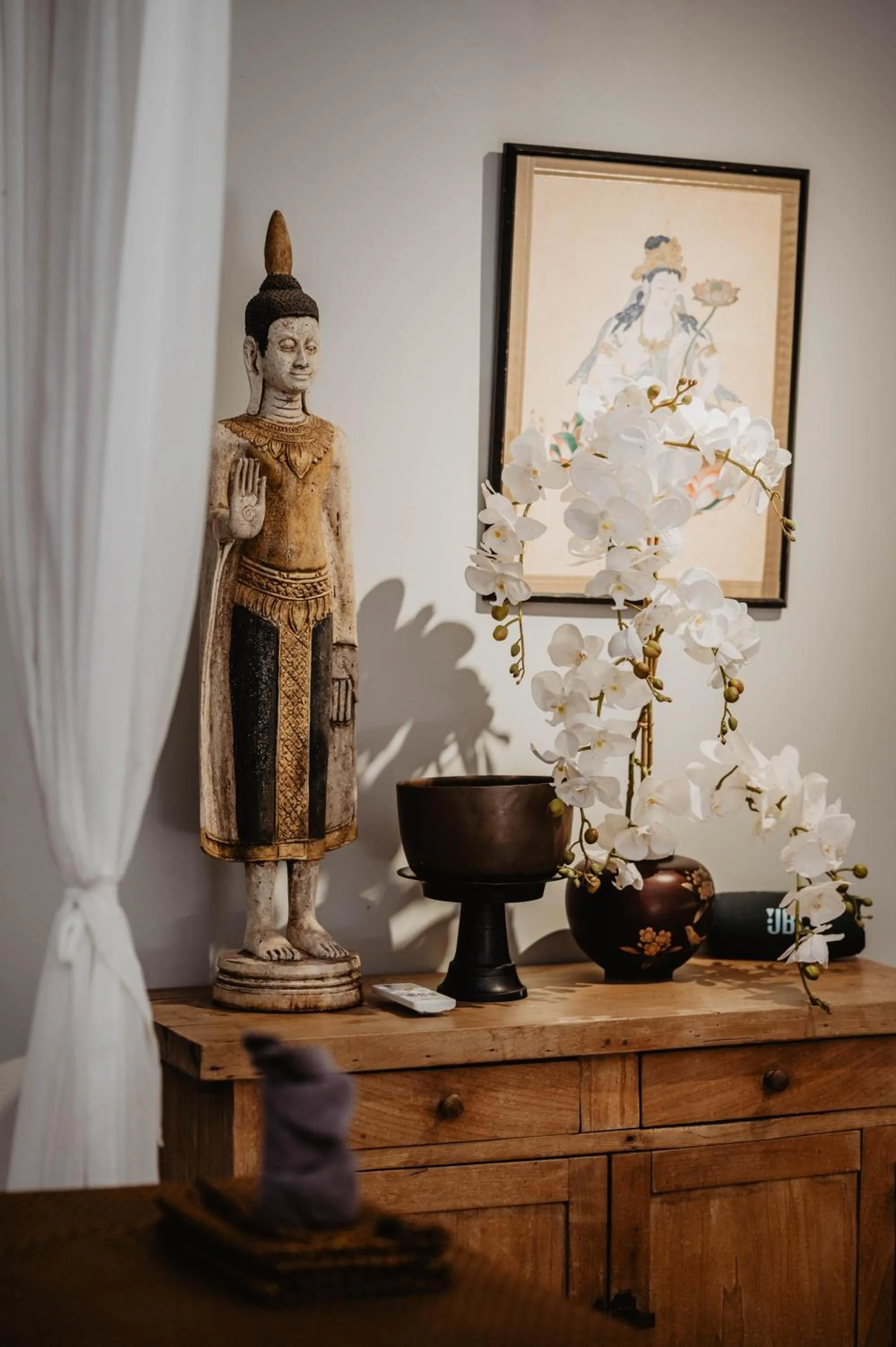 Decorative detail in La Bastide de Caro