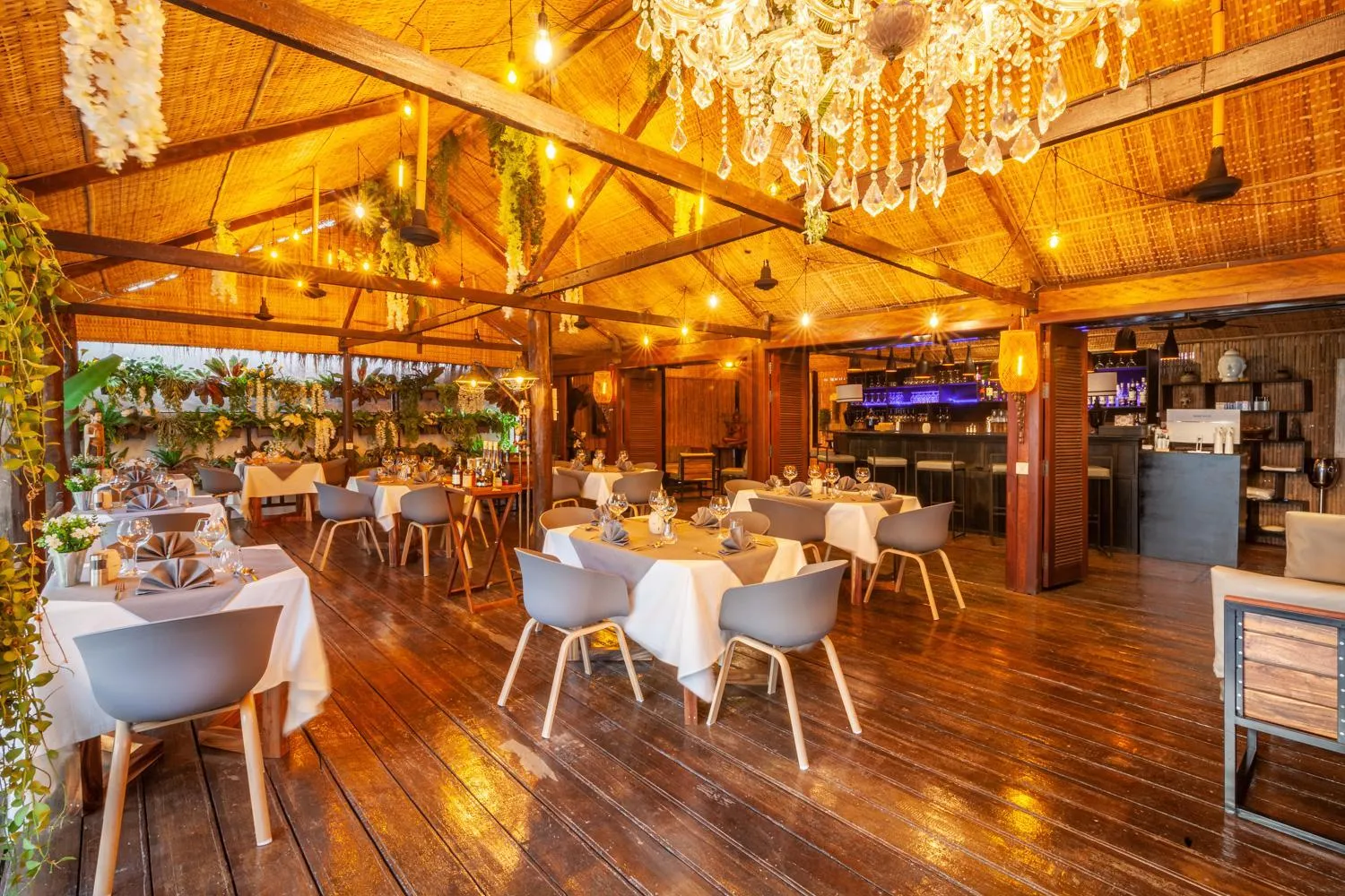 Restaurant/places to eat in La Bastide de Caro