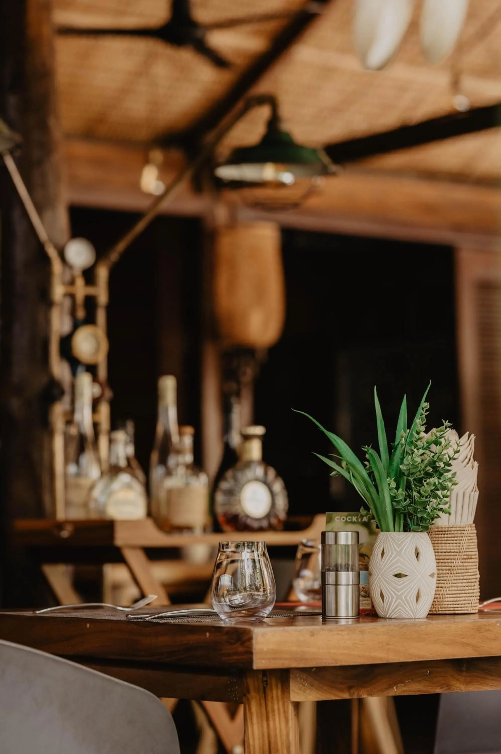 Lounge or bar in La Bastide de Caro