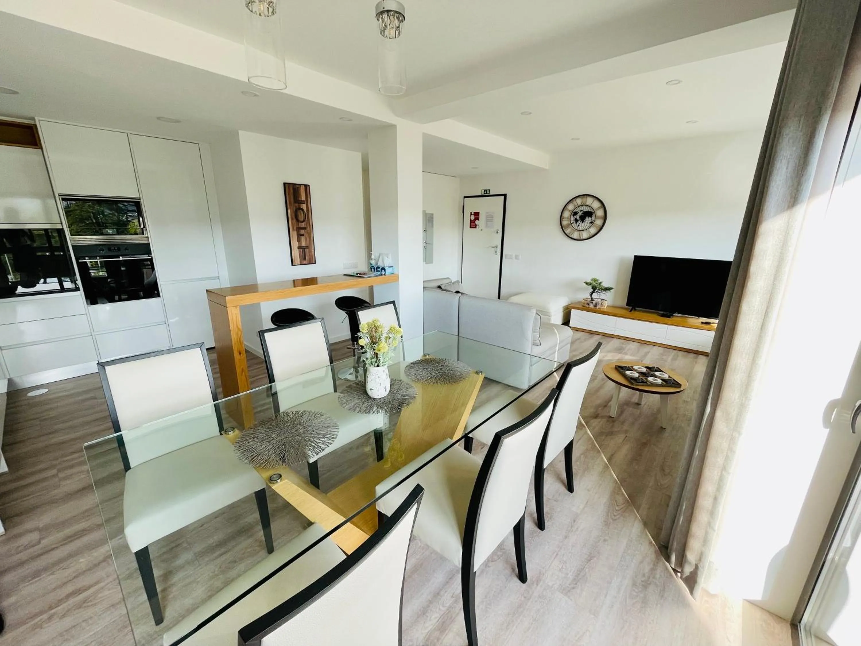 Top View Apt at Historical Center