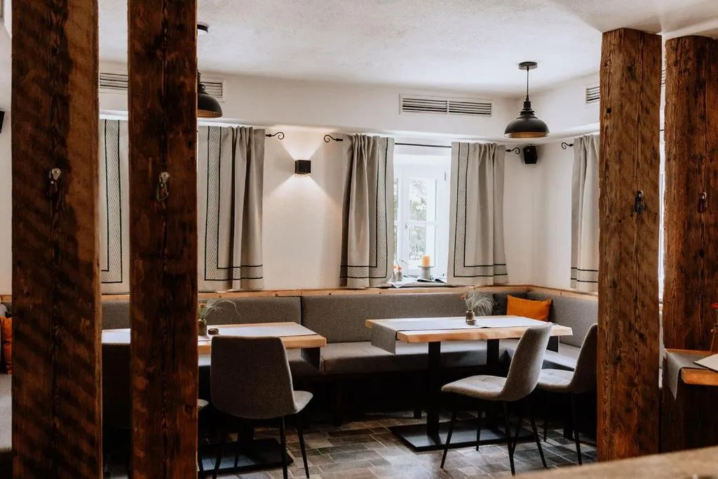 Buffet breakfast in Das Schutzhaus-Bed and Breakfast-Dein Basislager im Salzkammergut