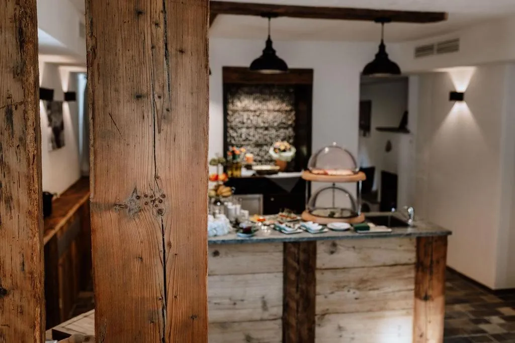 Breakfast in Das Schutzhaus-Bed and Breakfast-Dein Basislager im Salzkammergut