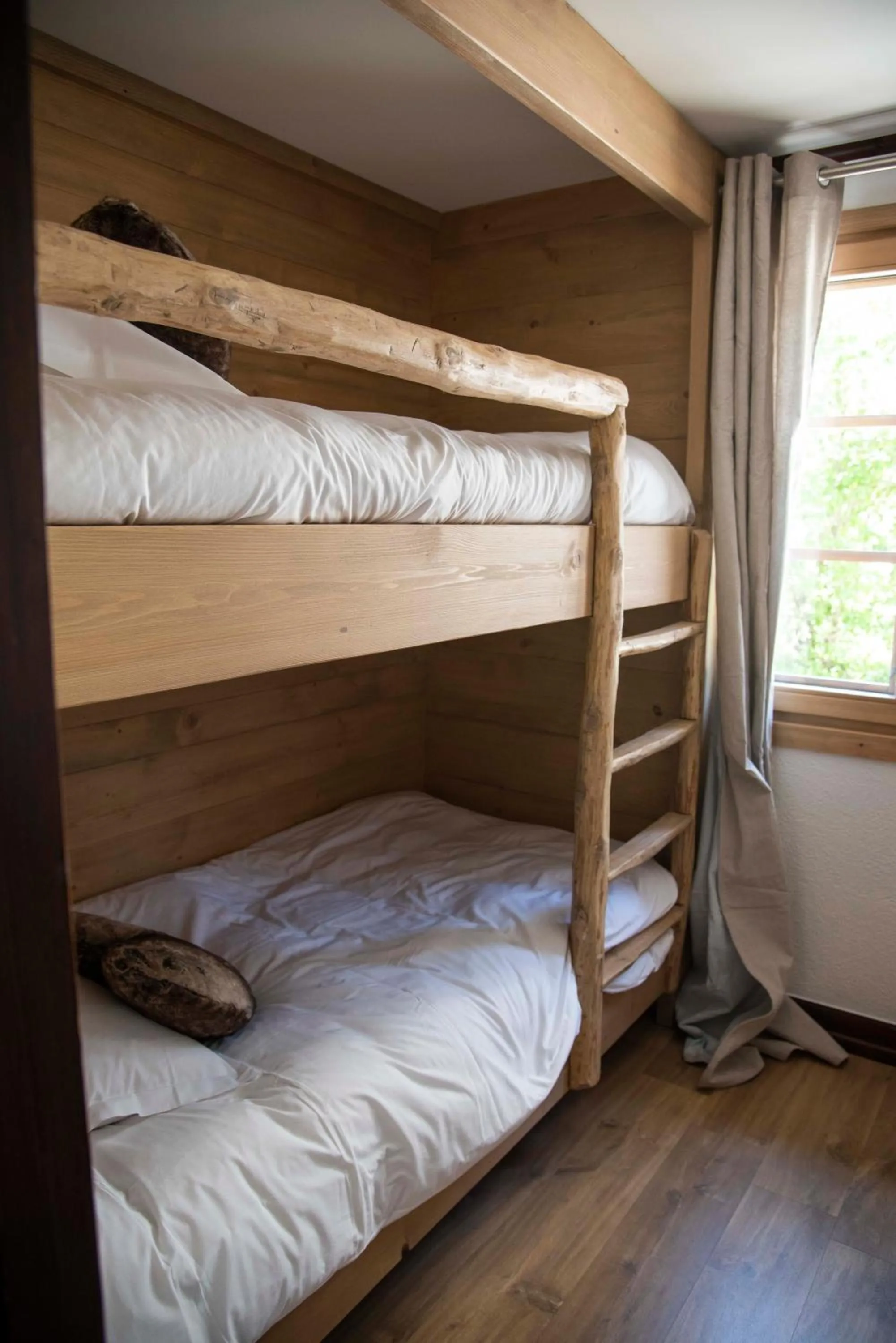 Bed in Chalet Appart'Hôtel l'Eau Vive