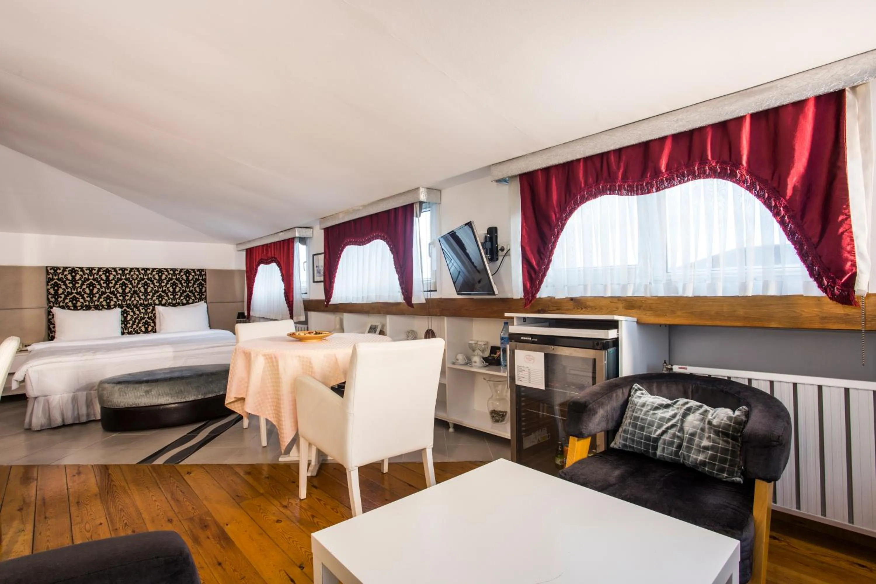 Bed in Garden House Hotel - Special Class