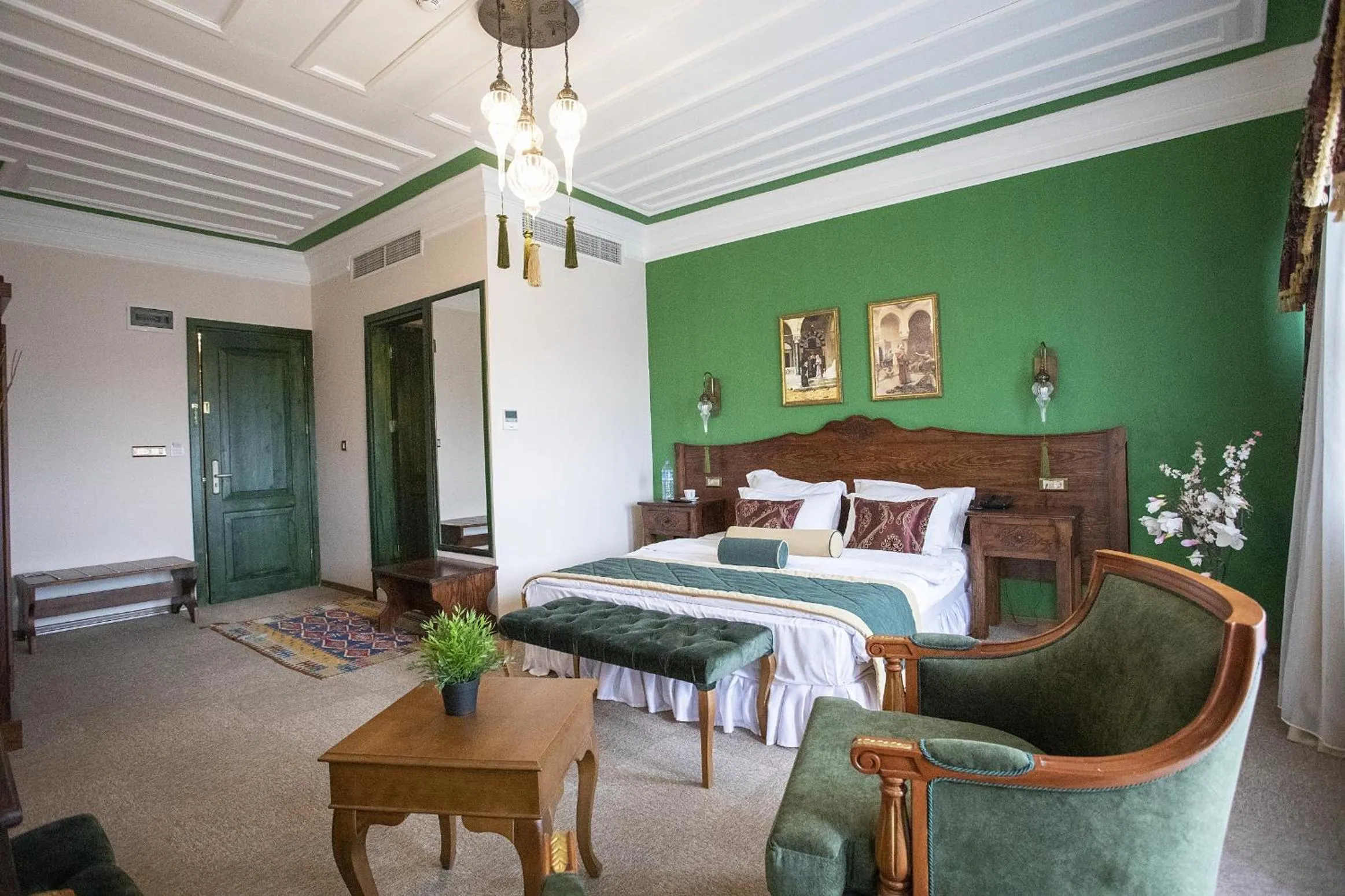 Living room, Bed in Garden House Hotel - Special Class