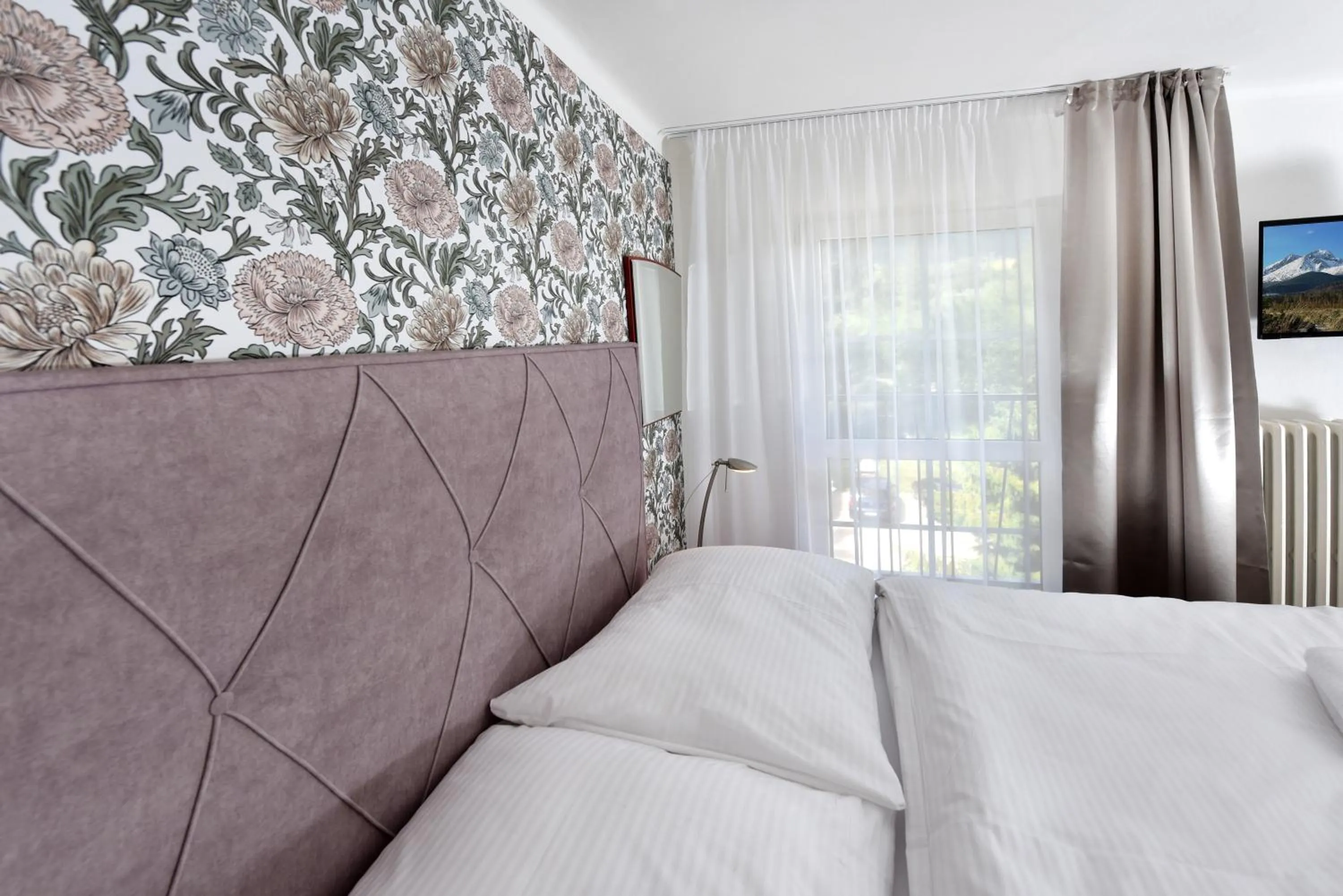 Bed in APLEND Hotel Lujza Major