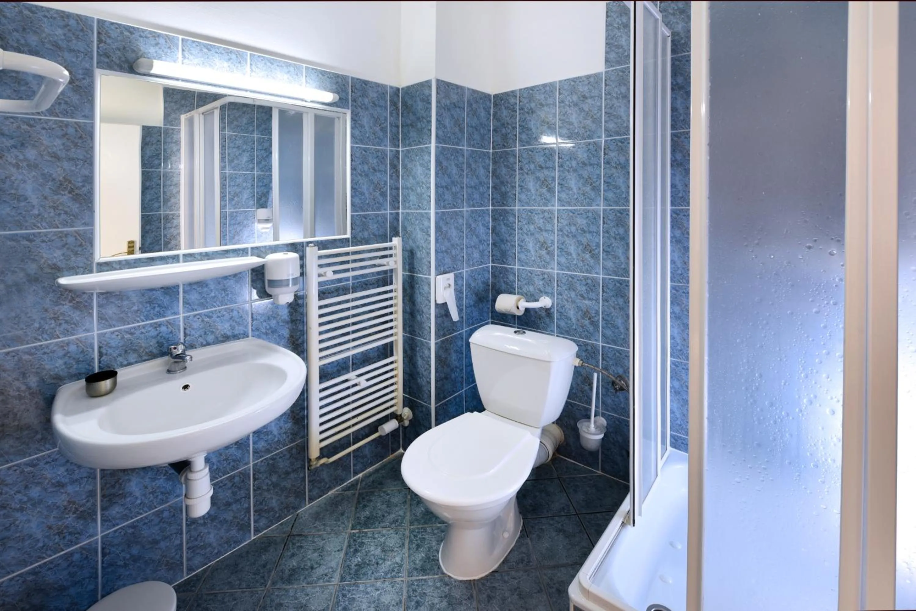 Bathroom in APLEND Hotel Lujza Major