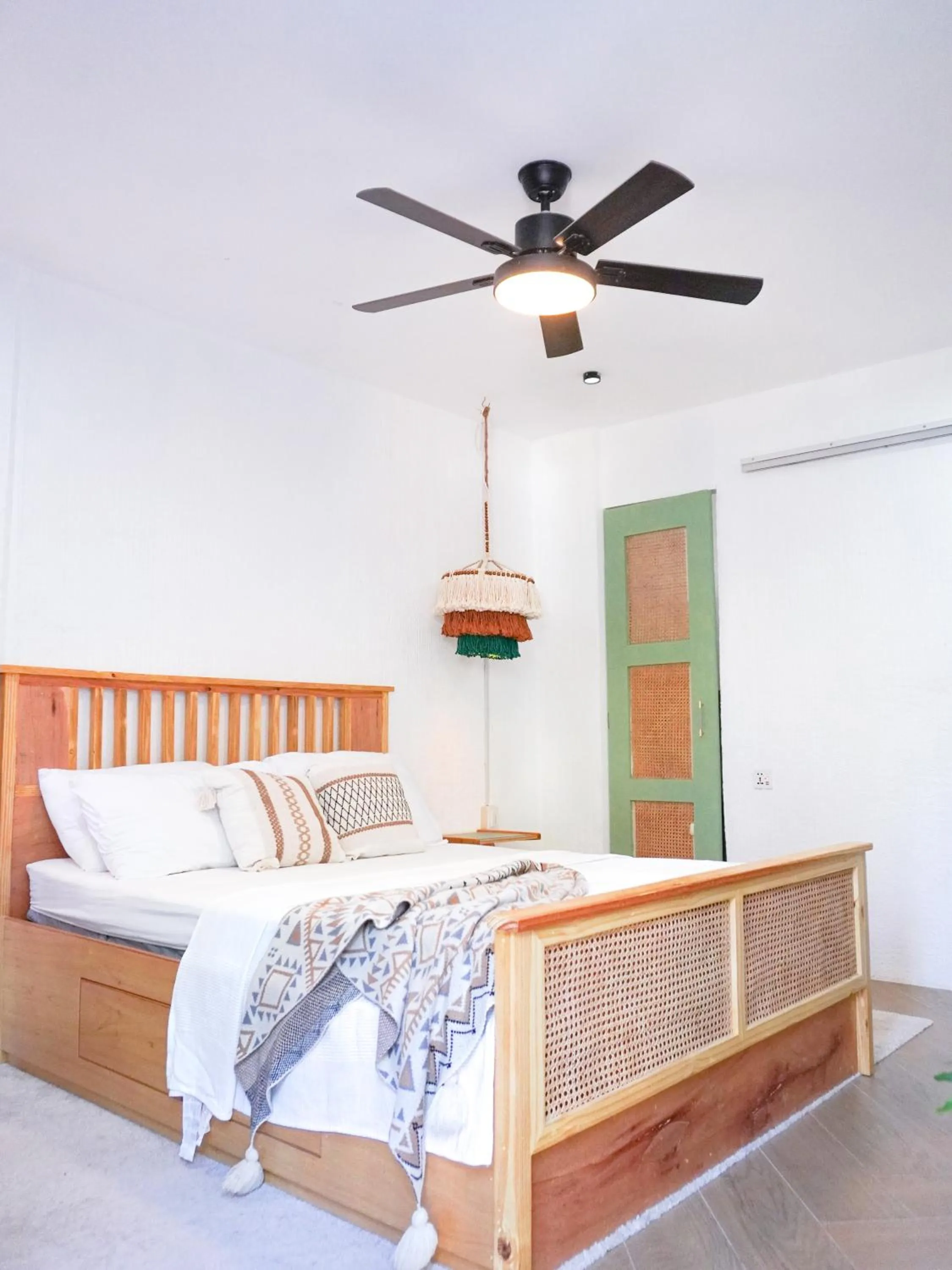 Photo of the whole room, Bed in Urban Oasis Resort, Tarlac