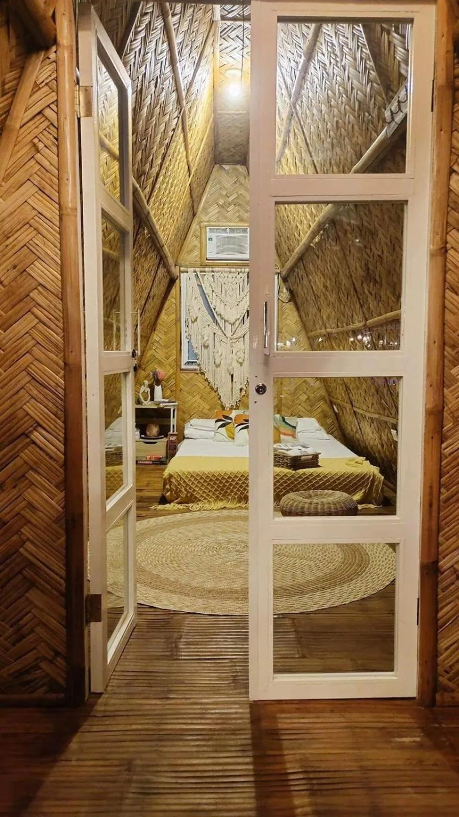 Bed in Urban Oasis Resort, Tarlac