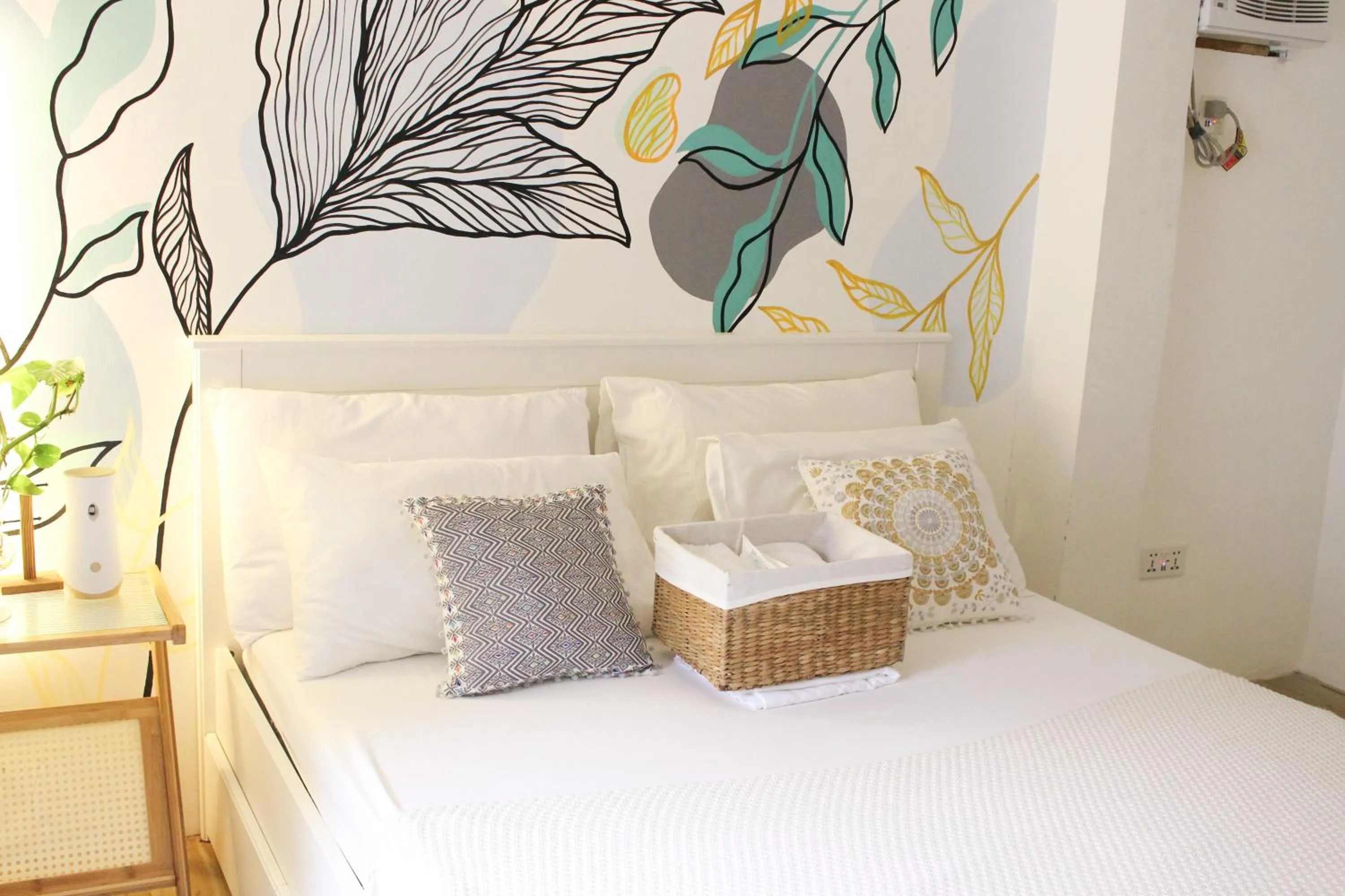 Bedroom, Bed in Urban Oasis Resort, Tarlac