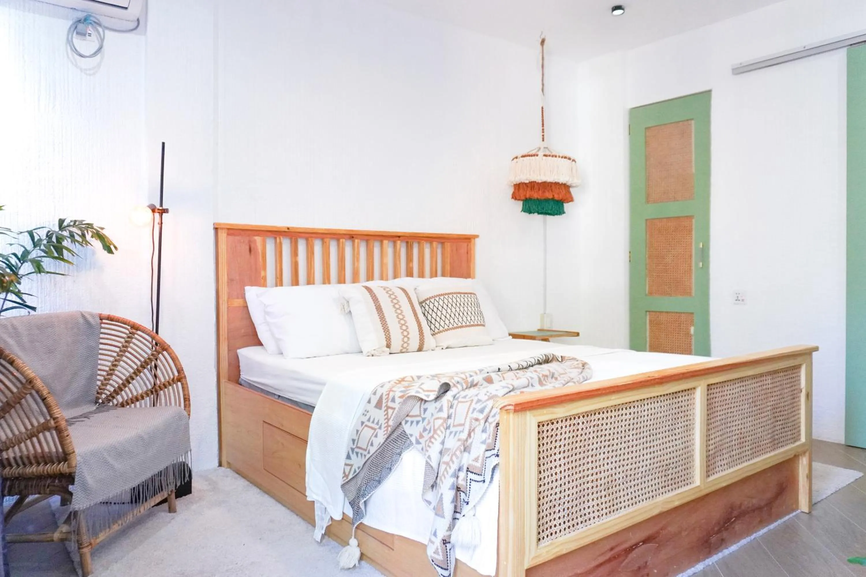 Photo of the whole room, Bed in Urban Oasis Resort, Tarlac