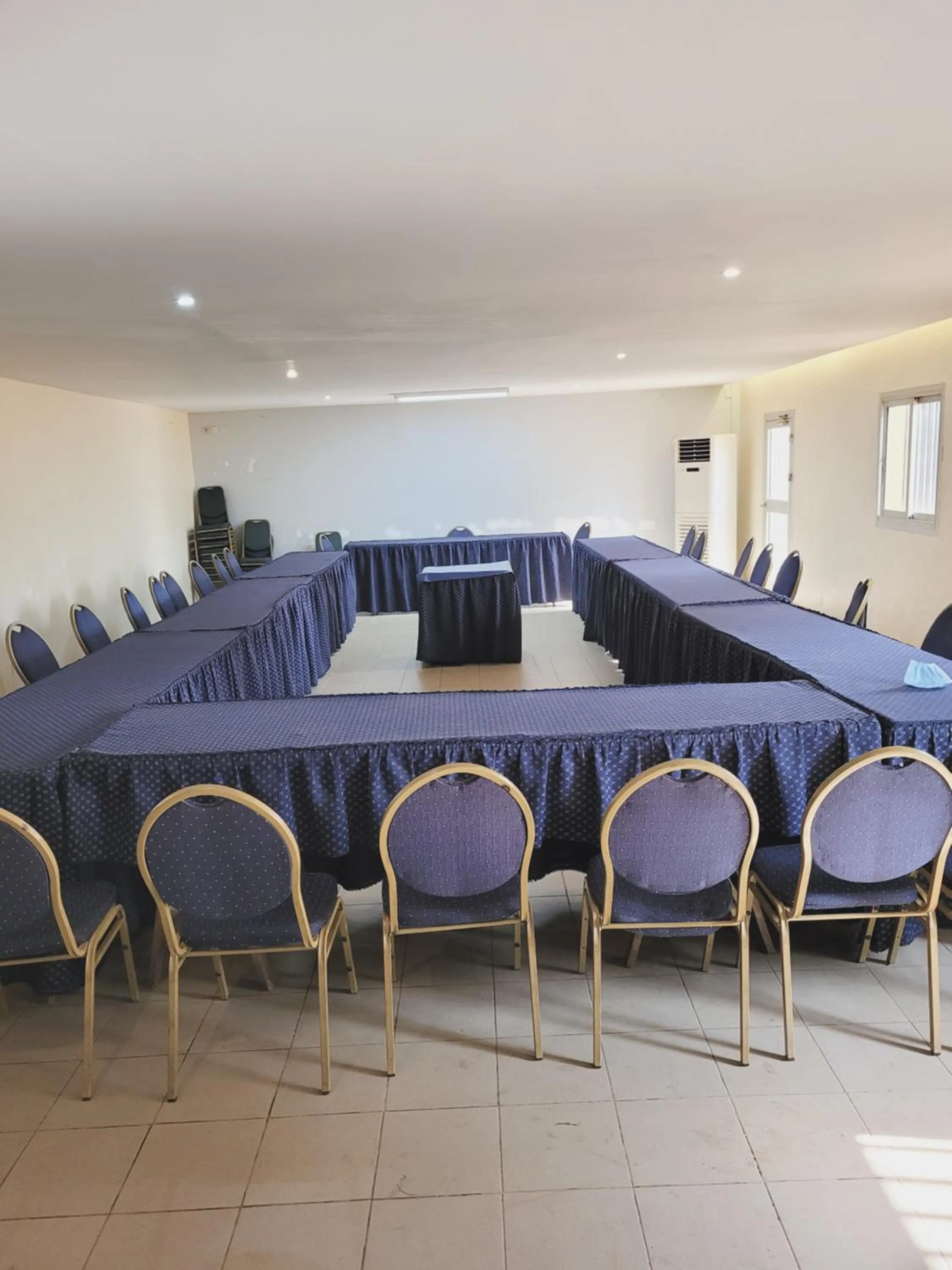 Meeting/conference room in Hôtel Altitel