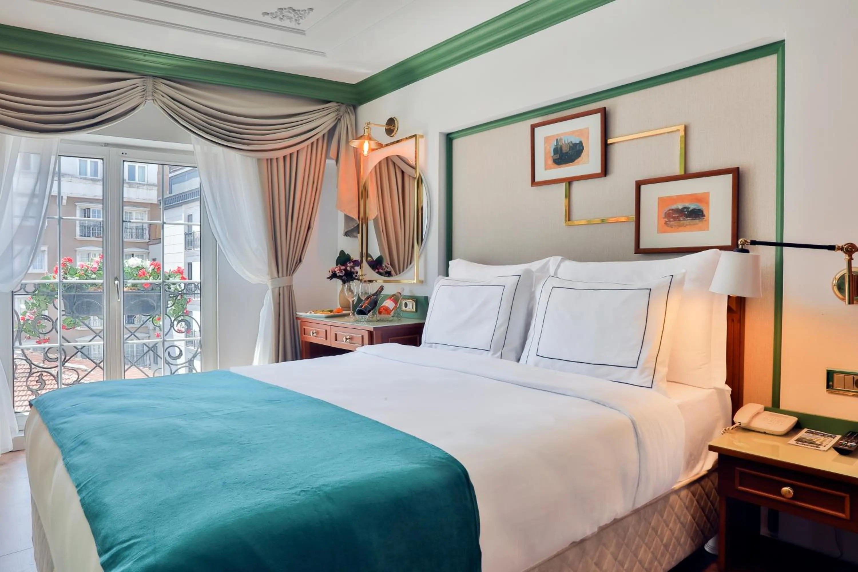 Photo of the whole room, Bed in Orient Express & Spa by Orka Hotels