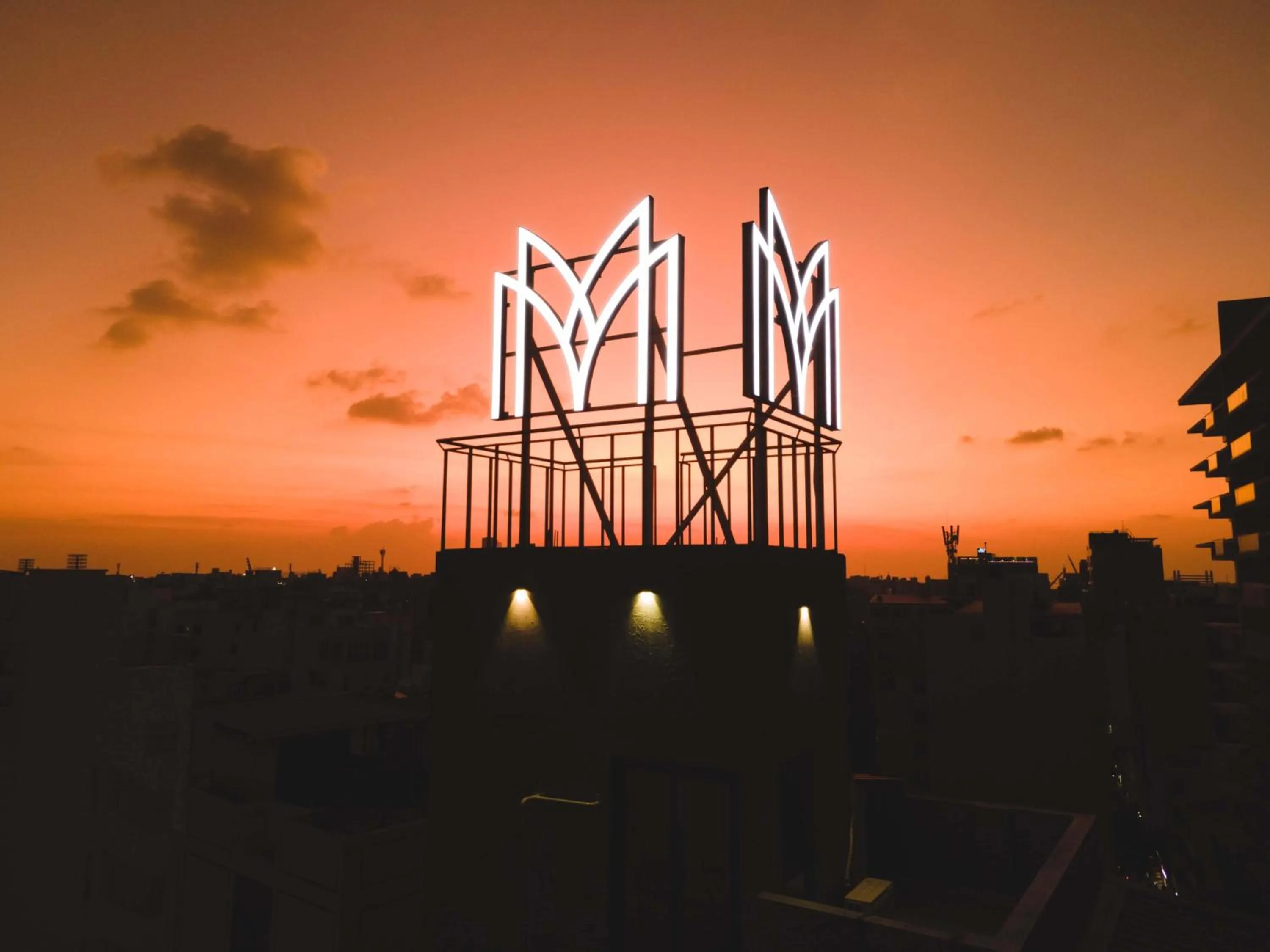 Property building in Marukab Plaza