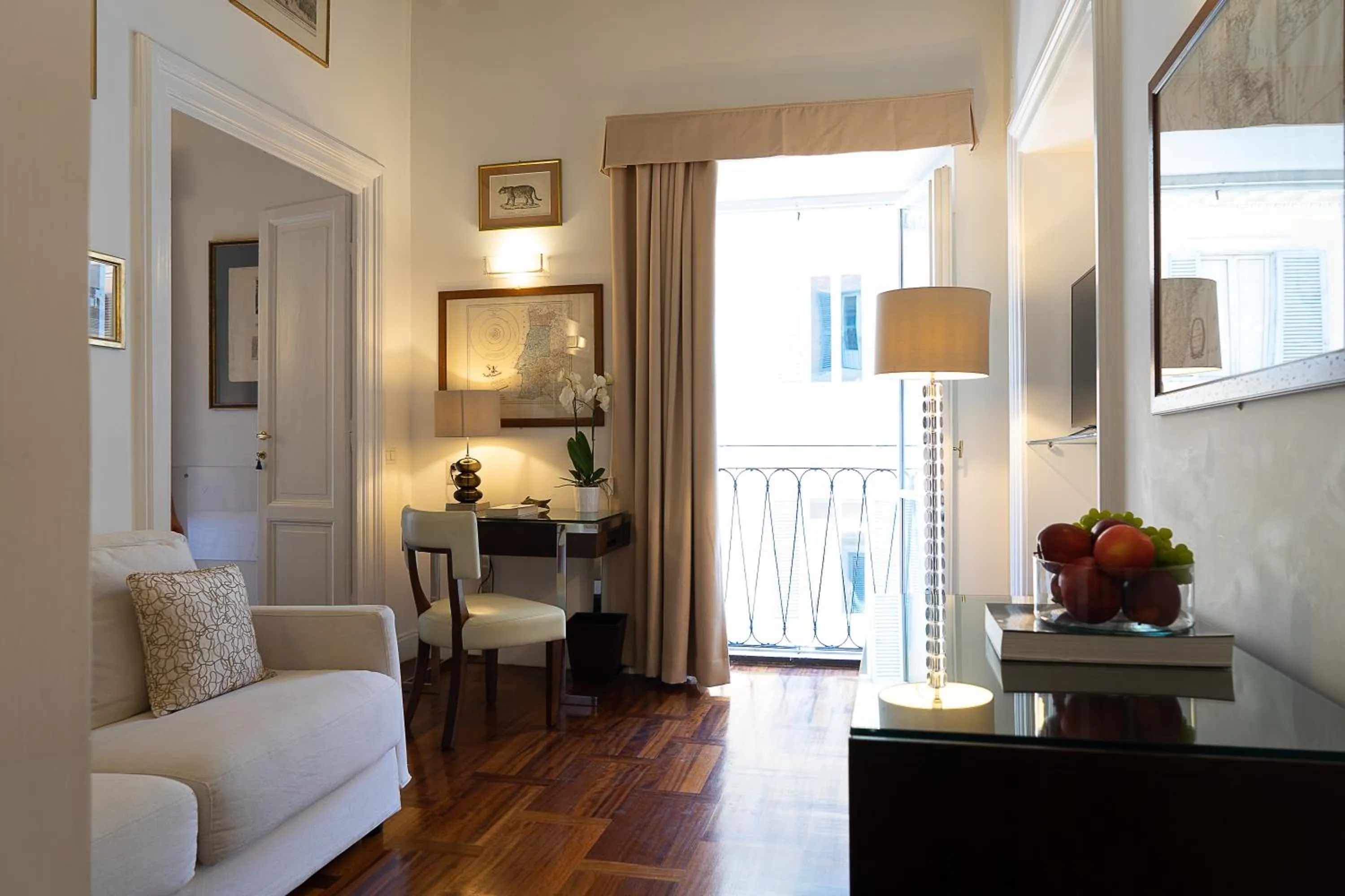 Living room in Babuino 79