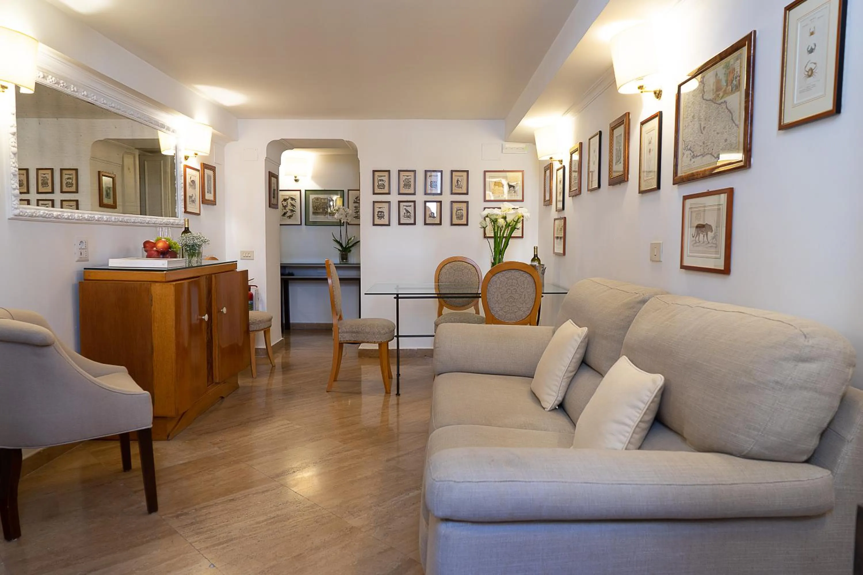 Living room in Babuino 79