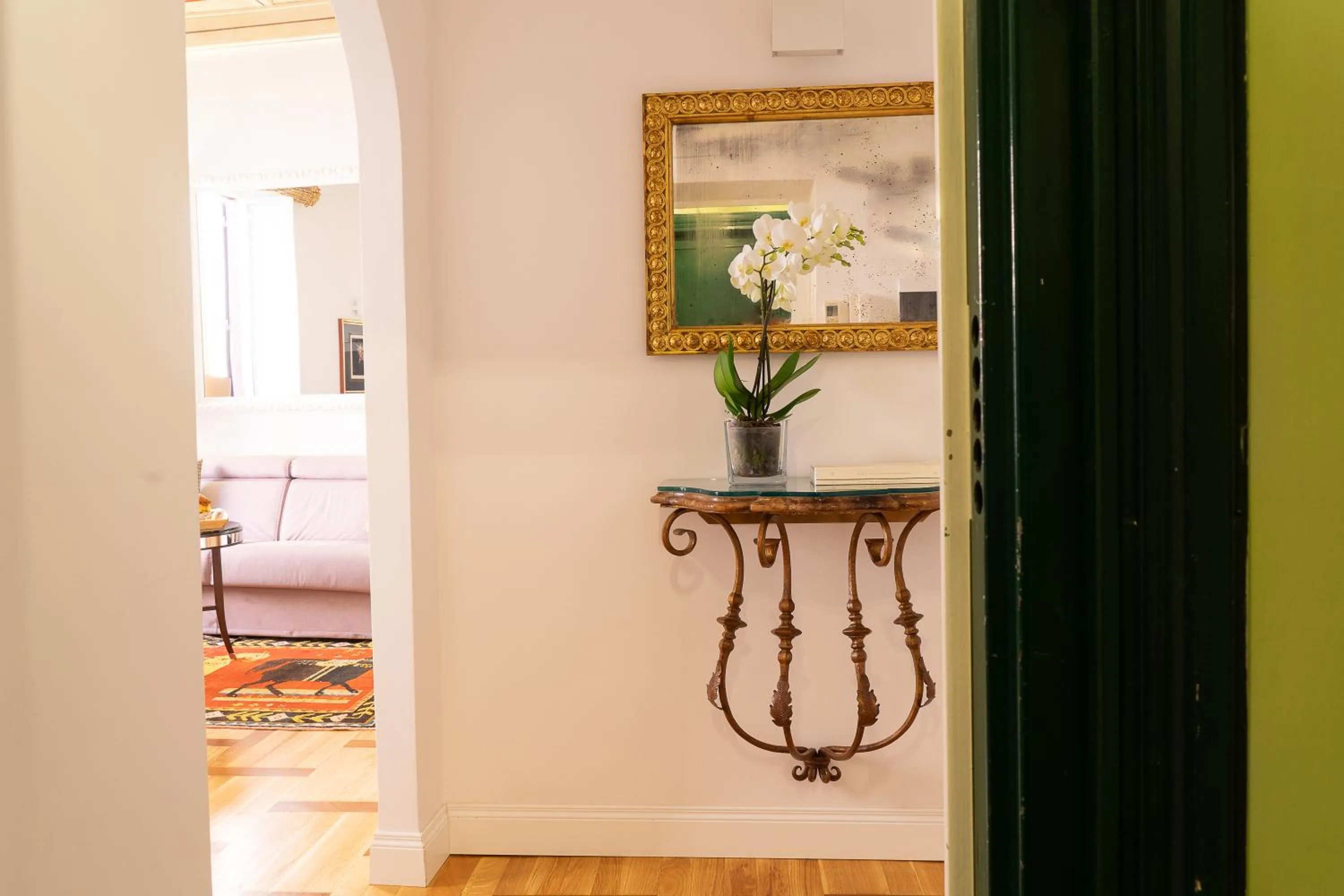 Living room in Babuino 79