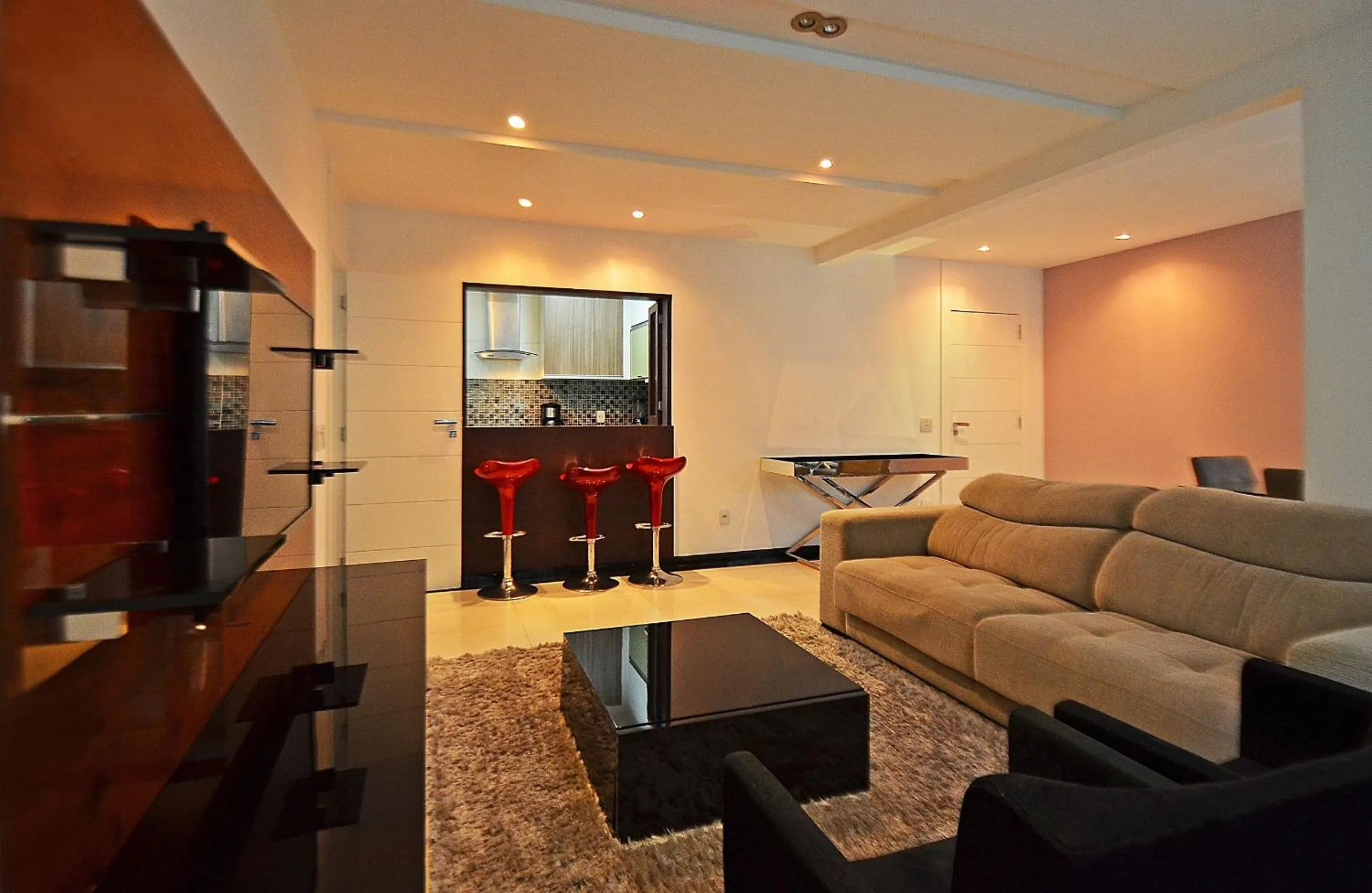 Photo of the whole room in Line Rio - Copacabana 3Qts ao Lado da praia