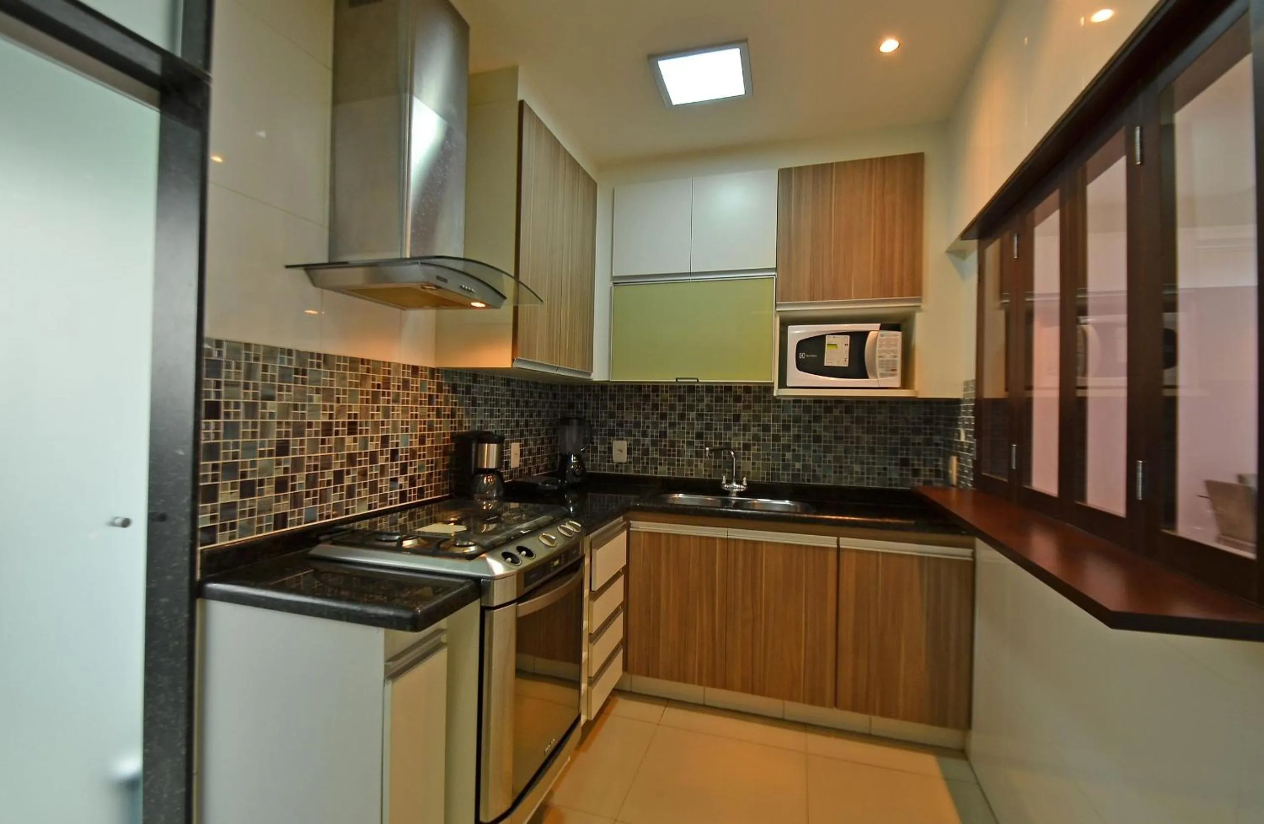 Kitchen or kitchenette in Line Rio - Copacabana 3Qts ao Lado da praia