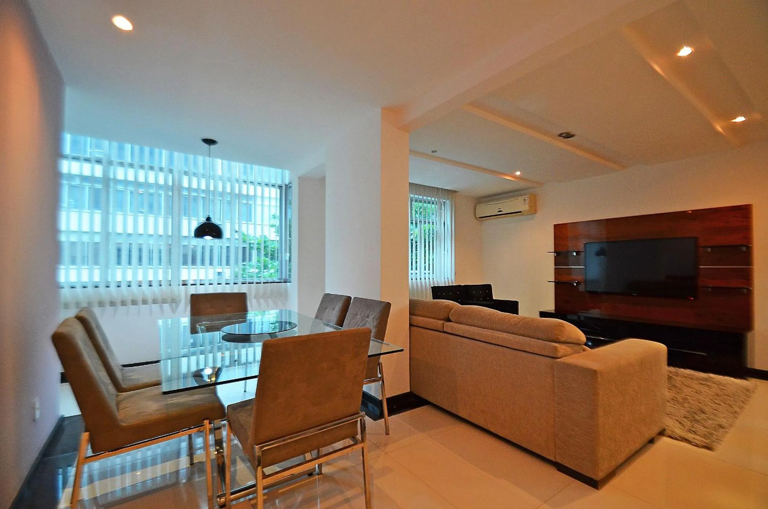 Communal lounge/ TV room in Line Rio - Copacabana 3Qts ao Lado da praia