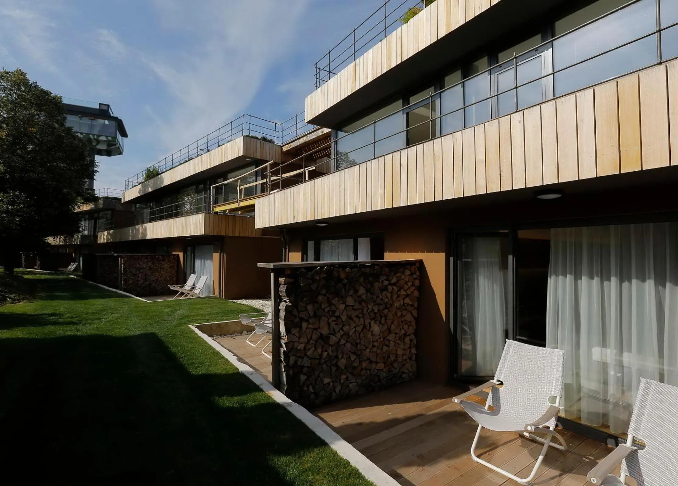 Property building in Mawell Resort