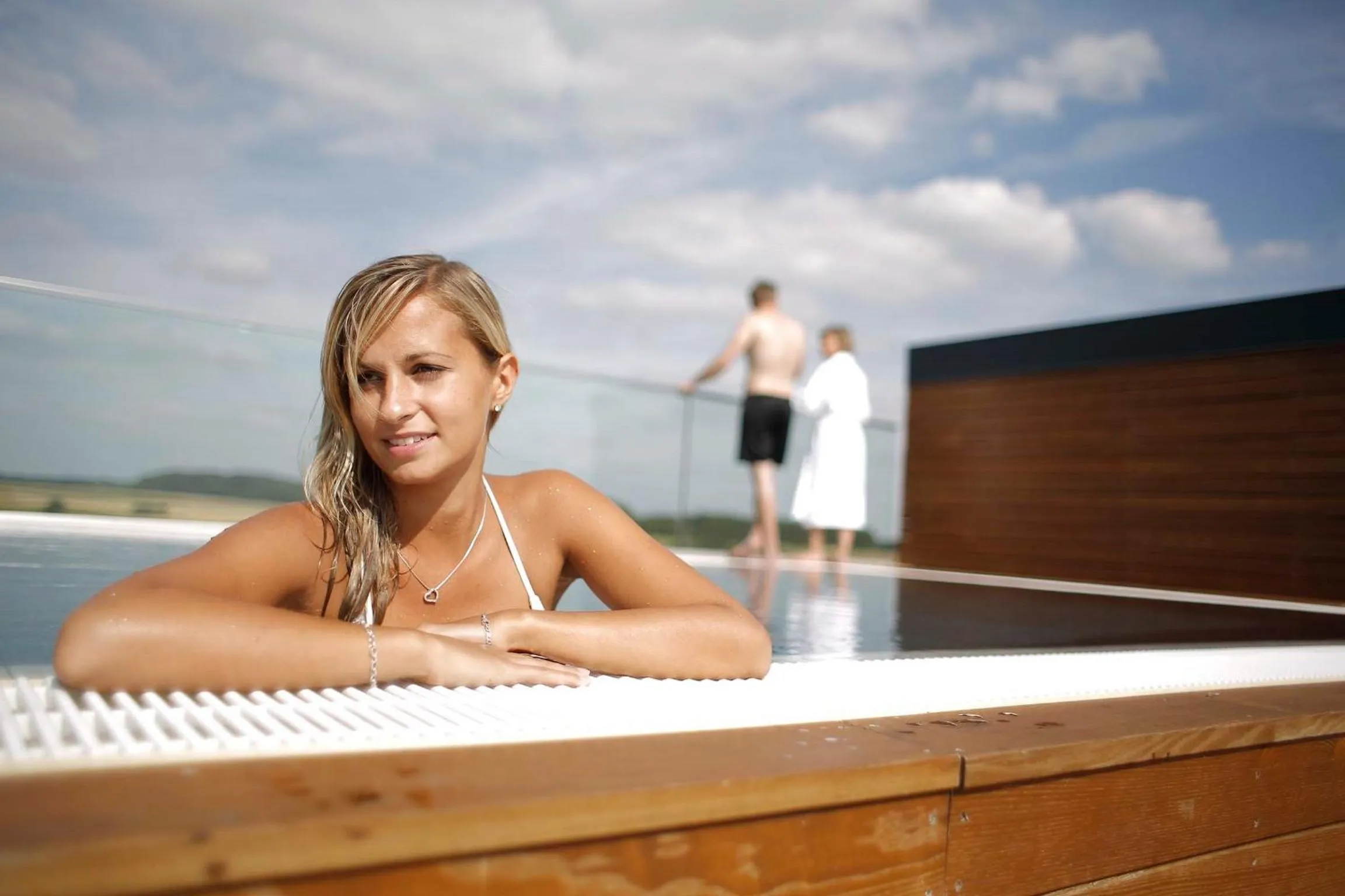 Swimming pool in Mawell Resort