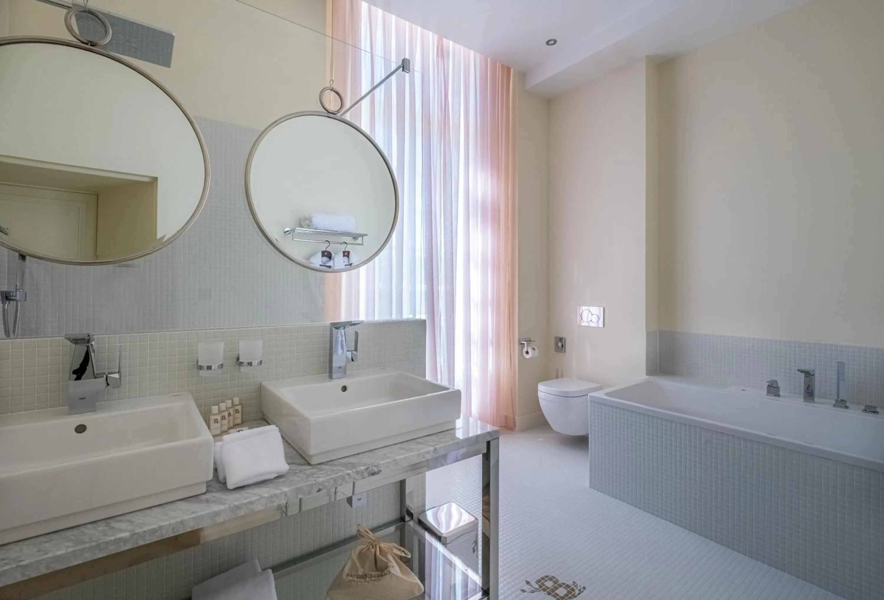 Bed in La Borde en Sologne Château & Spa