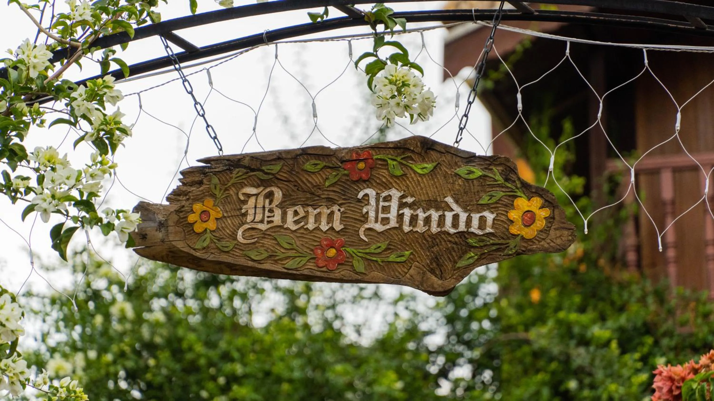 Property logo or sign in Pousada Le Lieu