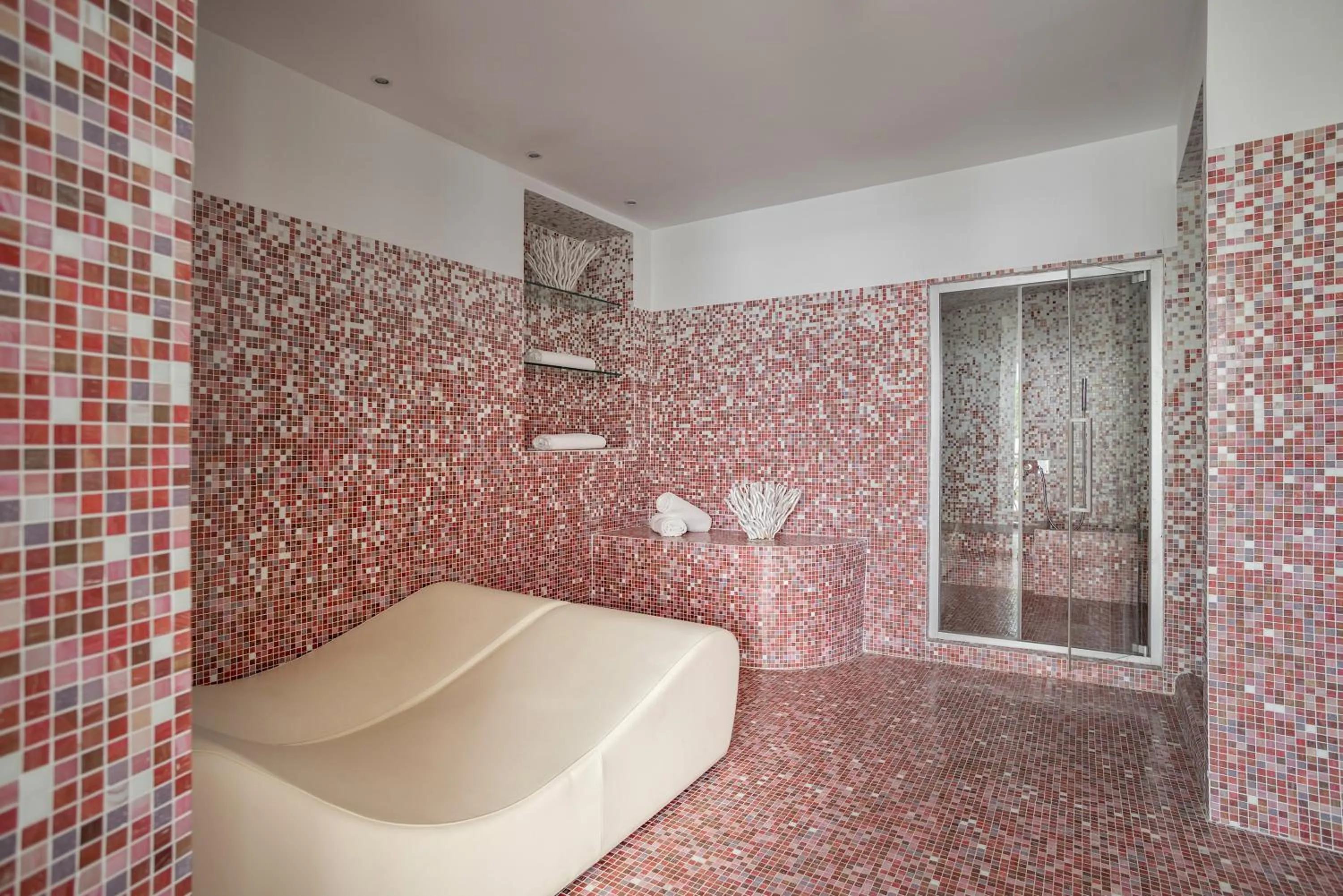 Bed in Albergo La Pace