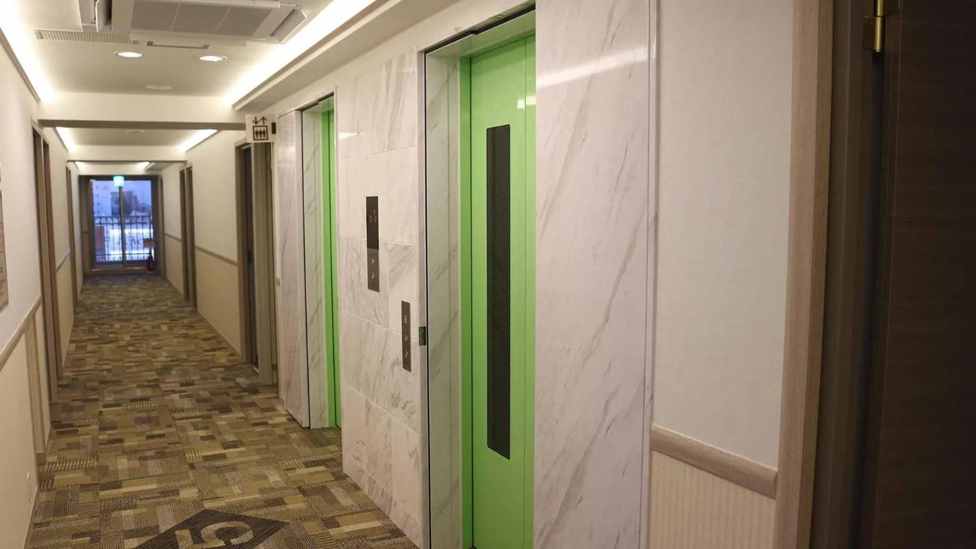 elevator in Toyoko Inn Saga Ekimae