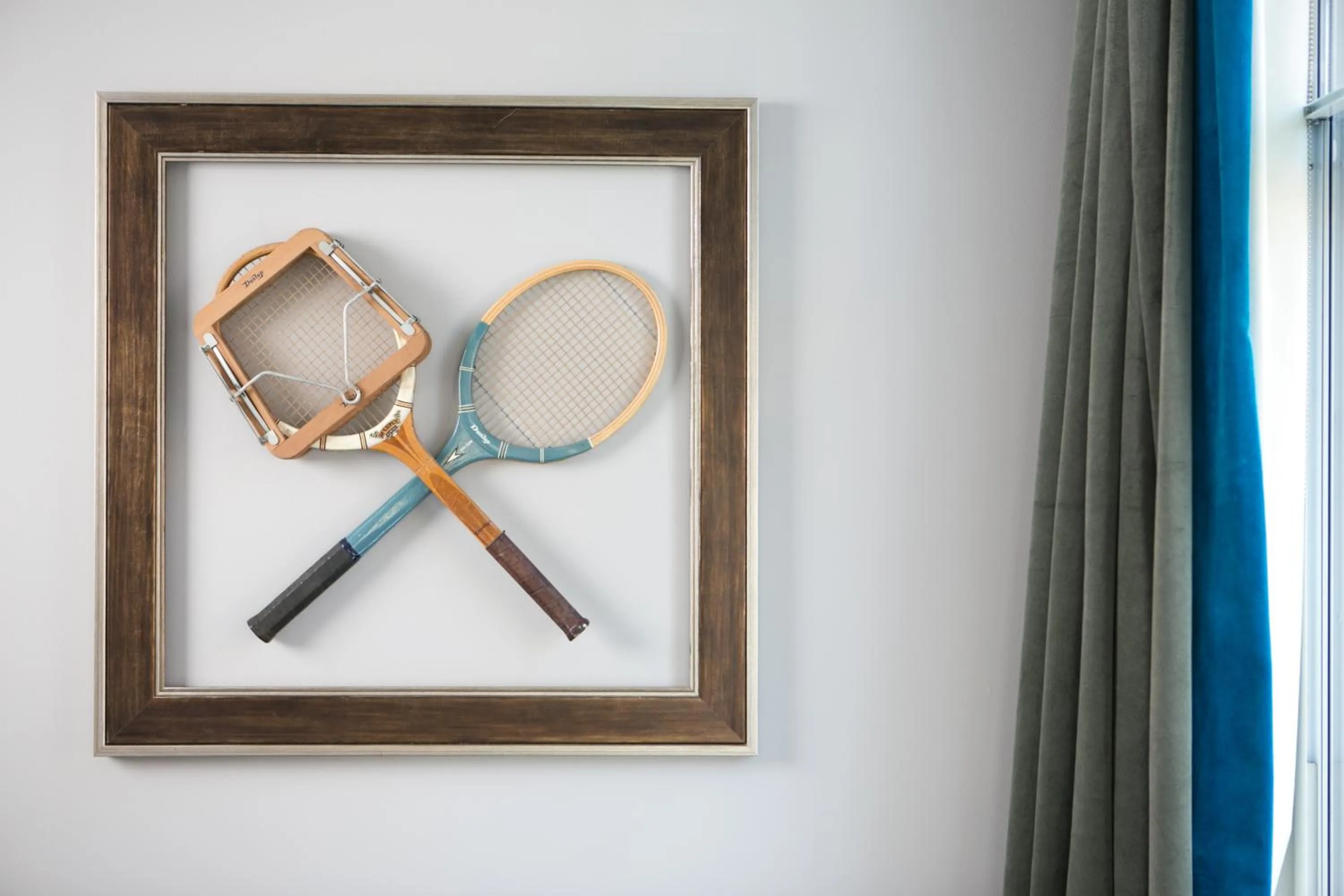 Decorative detail in Dog and Fox