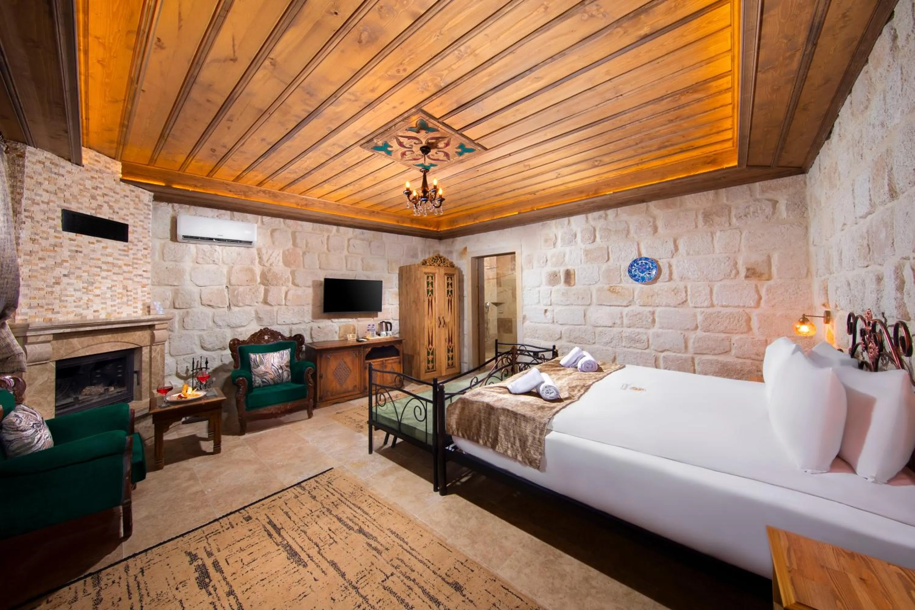 Bedroom, Bed in Dionysos Cave Cappadocia Hotel