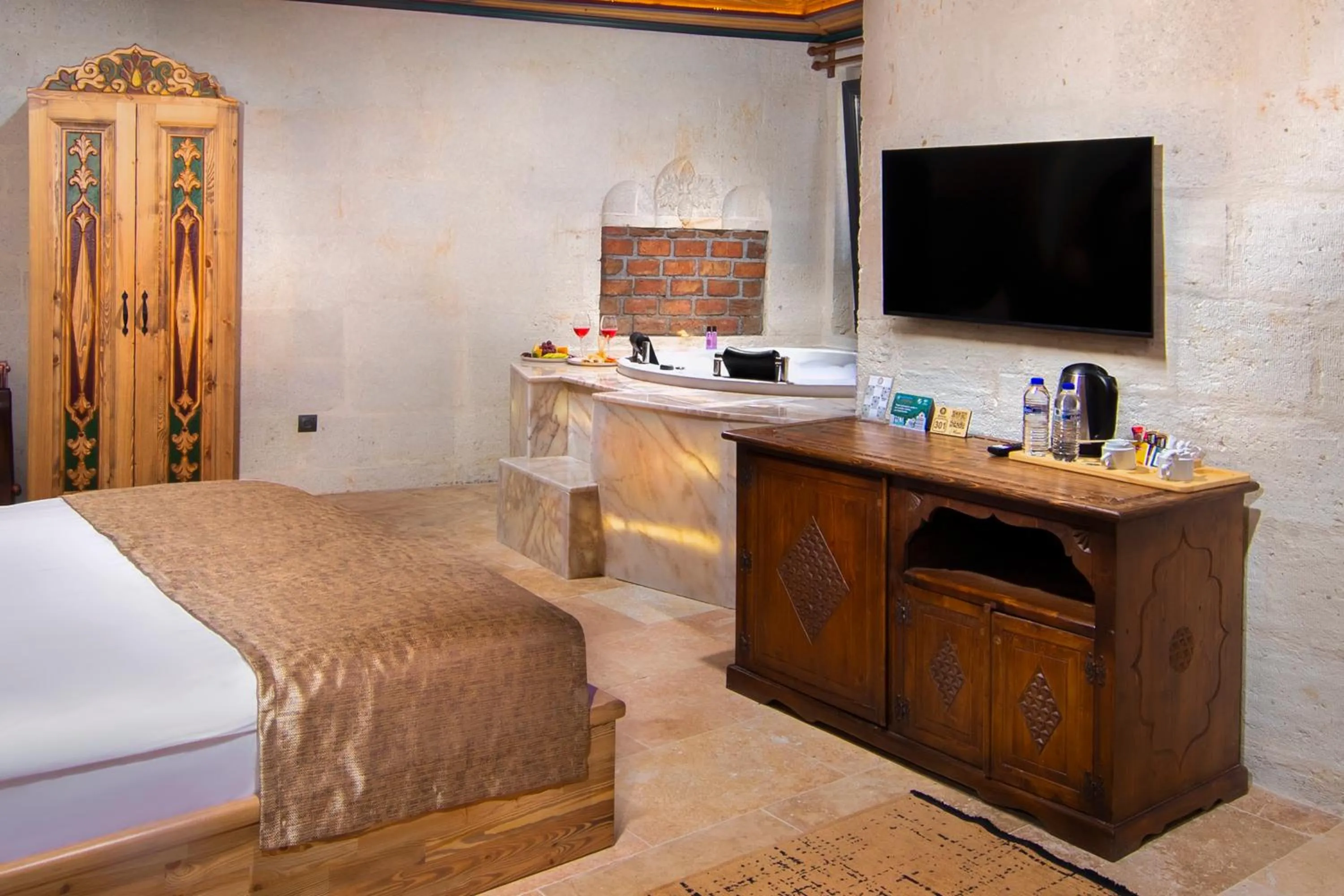 Bedroom, Bed in Dionysos Cave Cappadocia Hotel