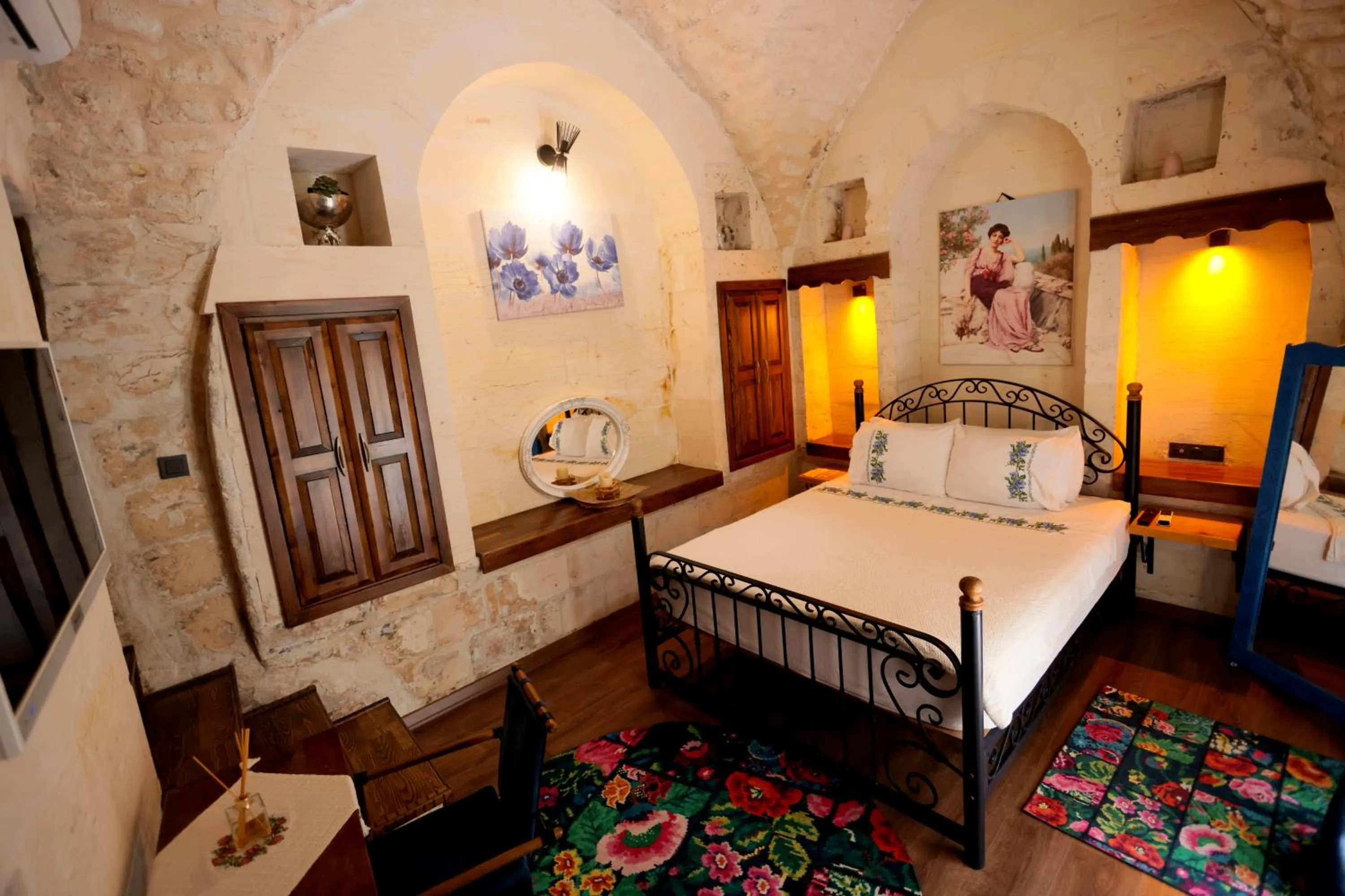 Bed in ASTARTE HOTEL