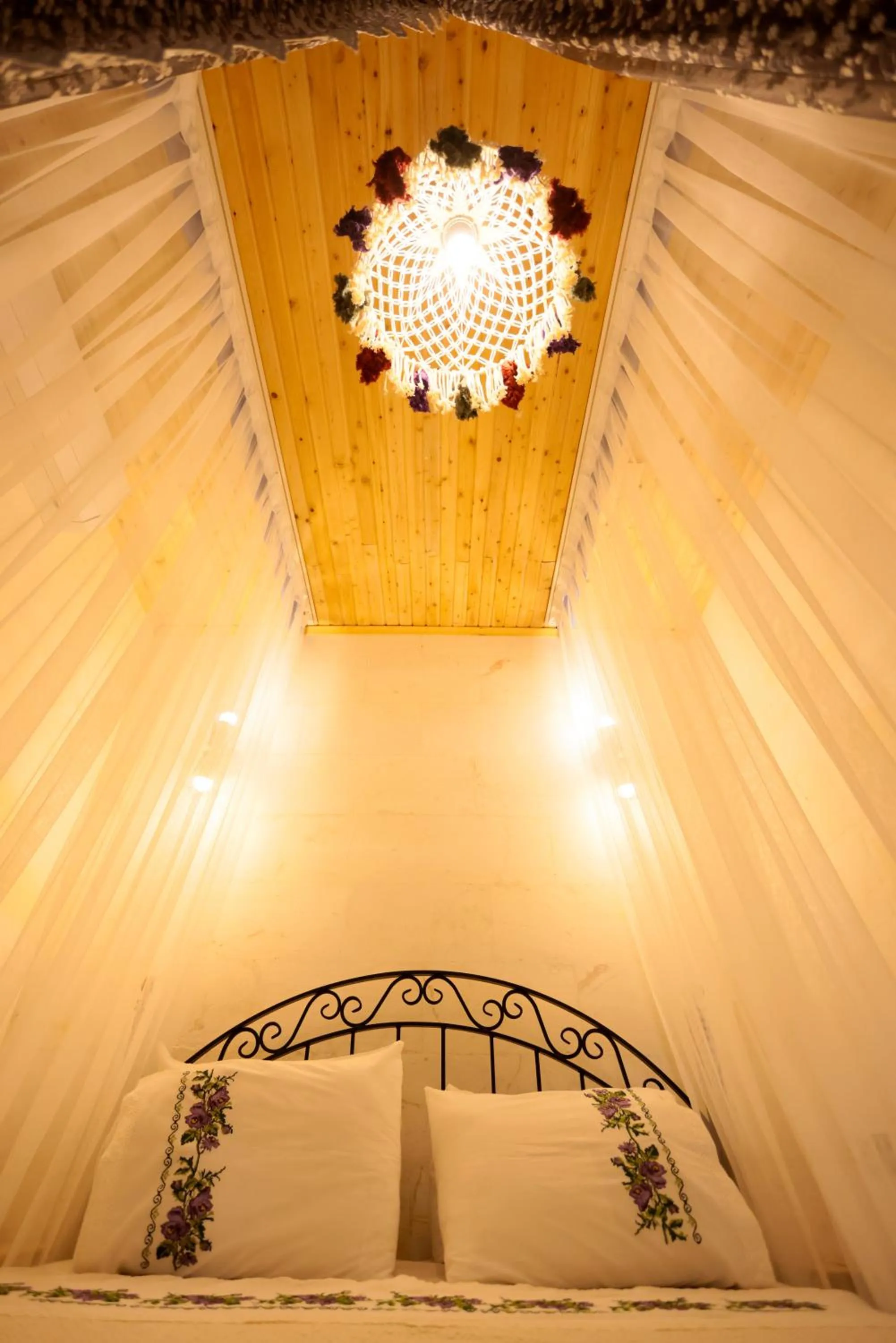 Bed in ASTARTE HOTEL