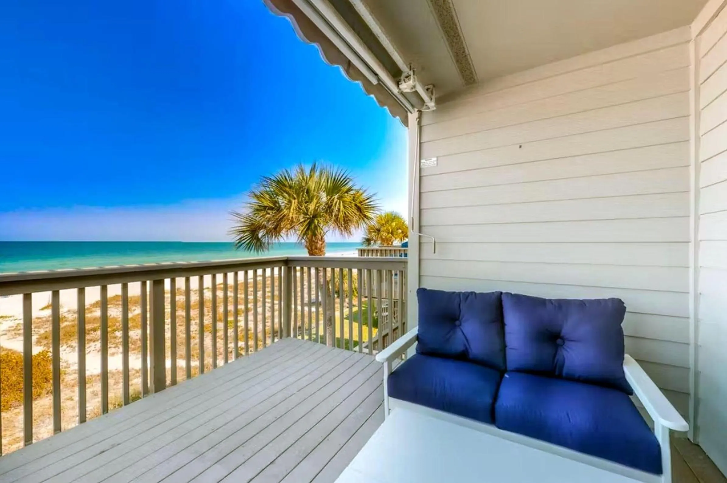 Pelican Pointe 5B